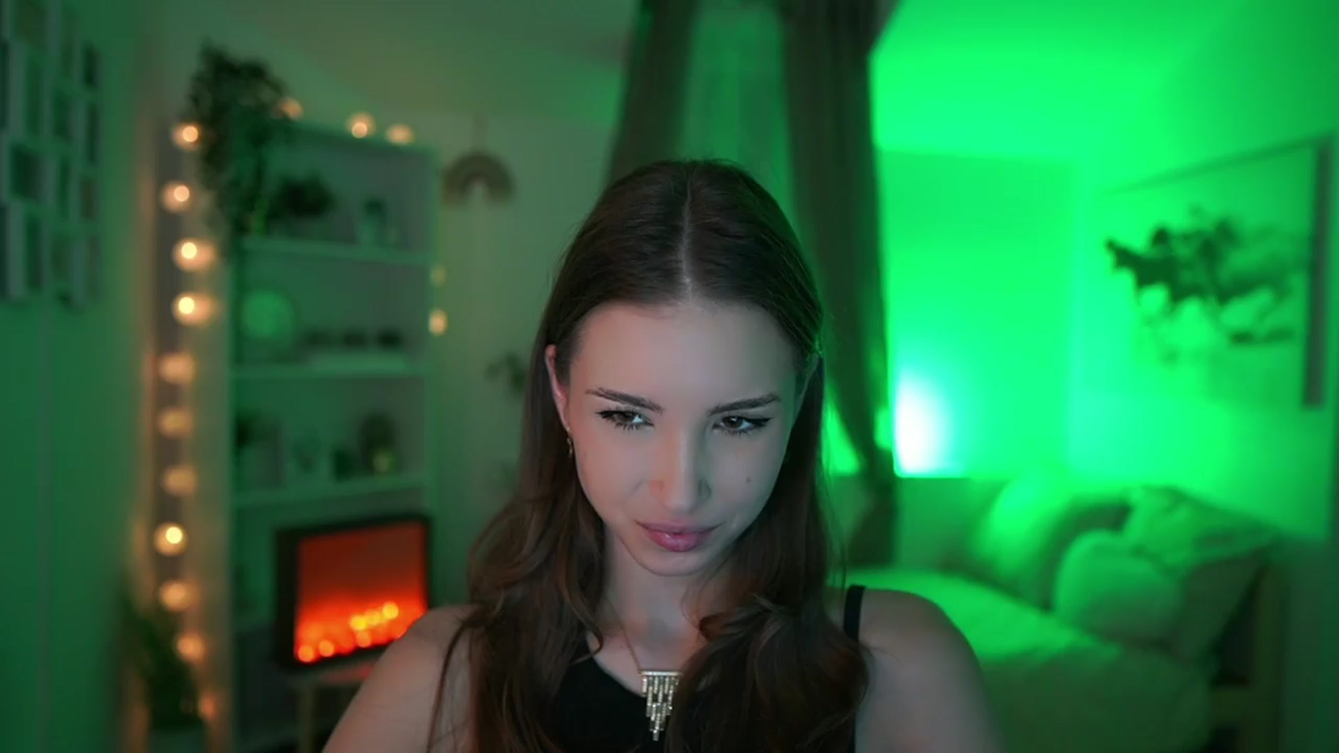 Gallery image thumbnail from Shy_jane's myfreecams stream on, 04/02/2024, 12:53 image 4 of 20