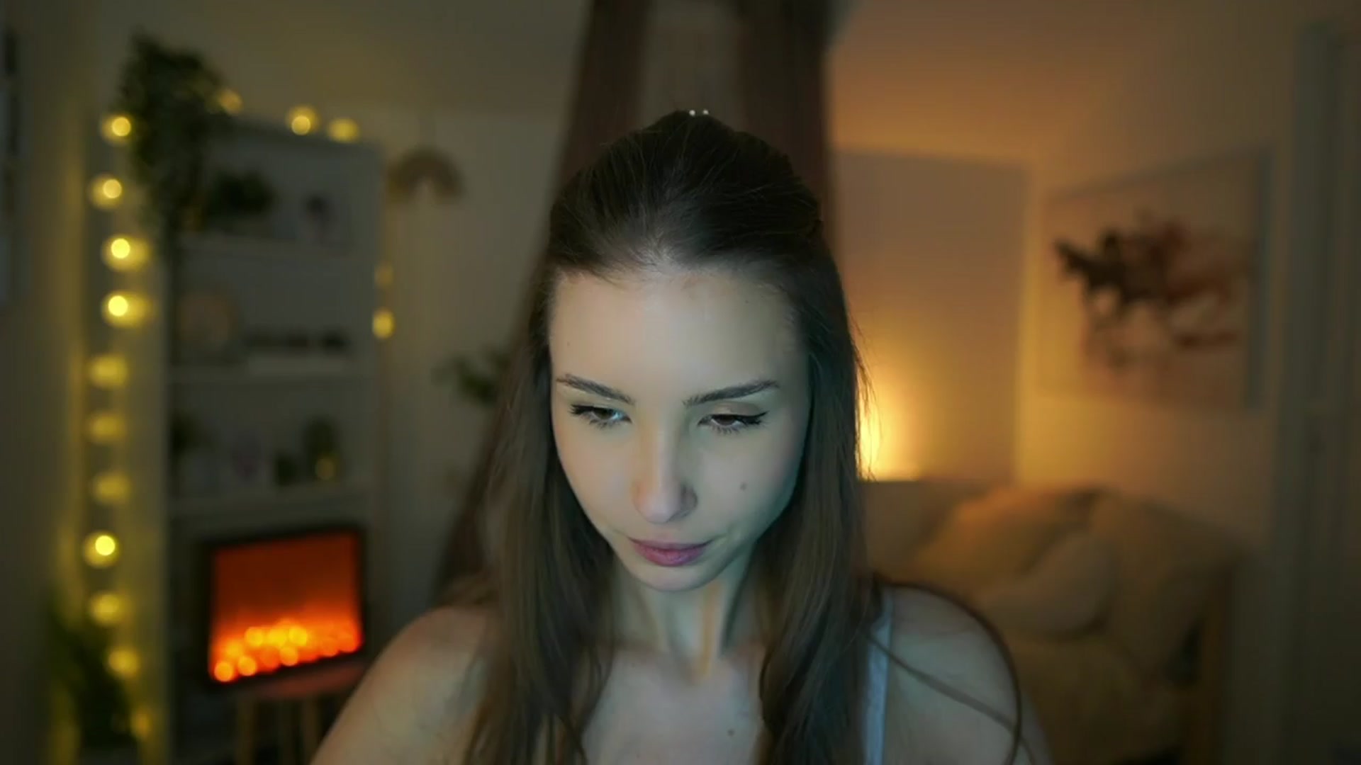 Gallery image thumbnail from Shy_jane's myfreecams stream on, 04/04/2024, 16:01 image 4 of 20
