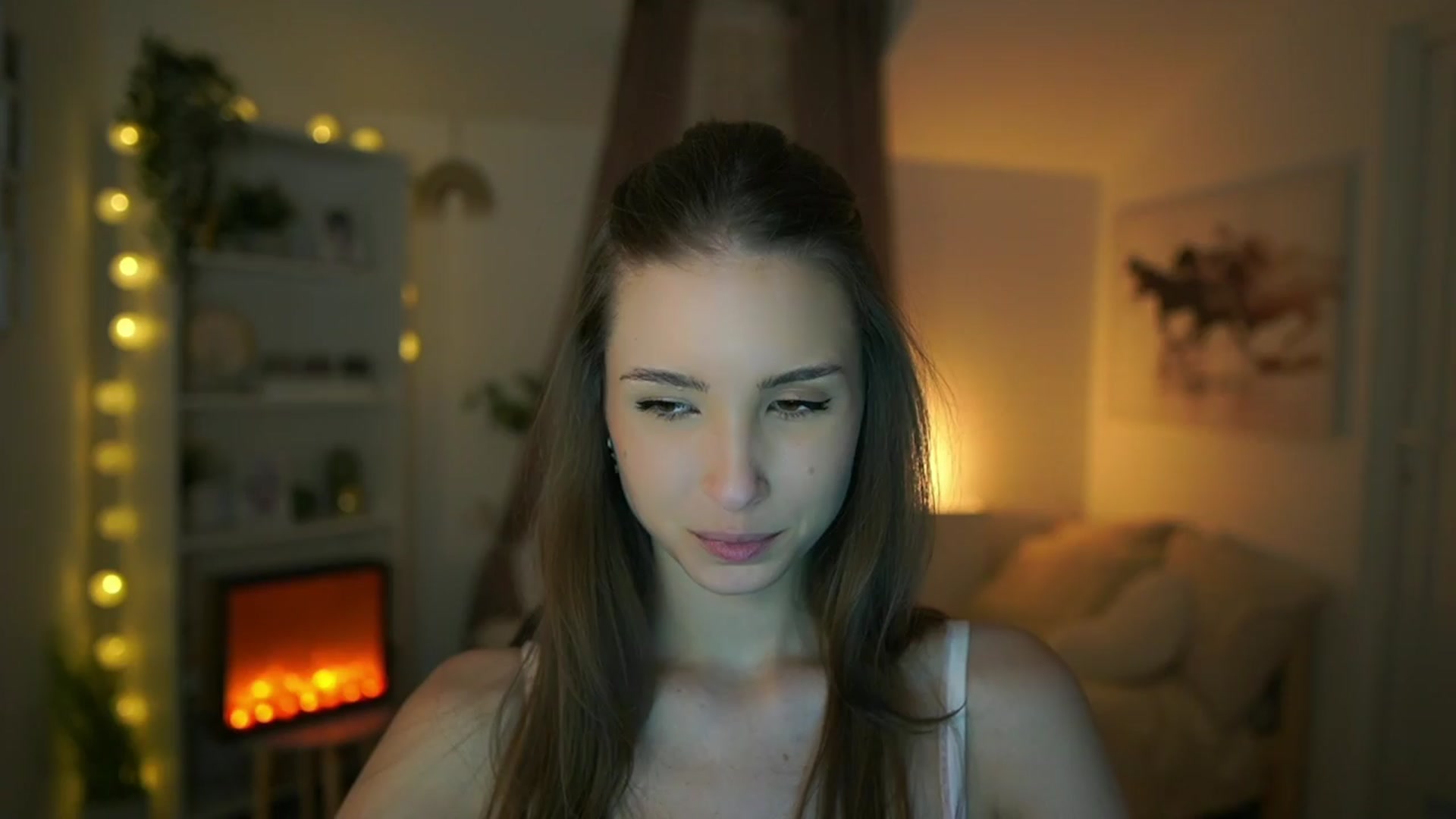 Gallery image thumbnail from Shy_jane's myfreecams stream on, 04/04/2024, 16:18 image 15 of 20