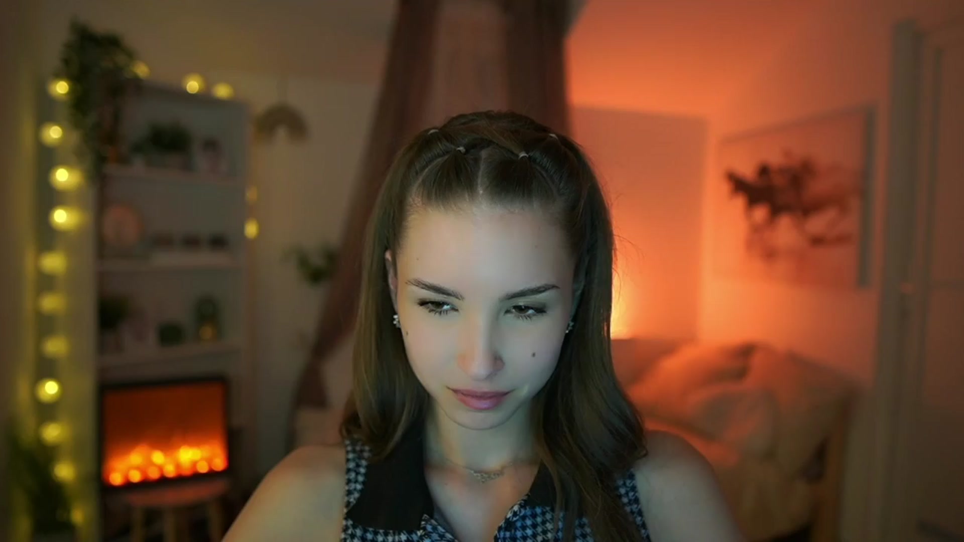 Gallery image thumbnail from Shy_jane's myfreecams stream on, 04/11/2024, 14:30 image 12 of 20