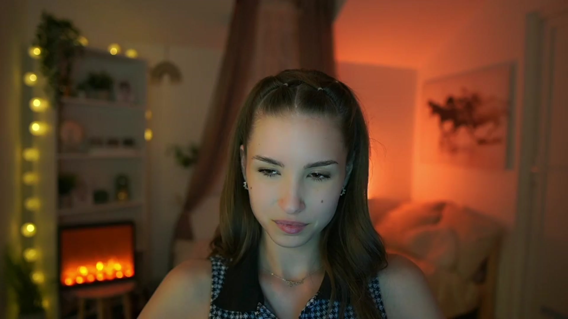 Gallery image thumbnail from Shy_jane's myfreecams stream on, 04/11/2024, 14:30 image 10 of 20