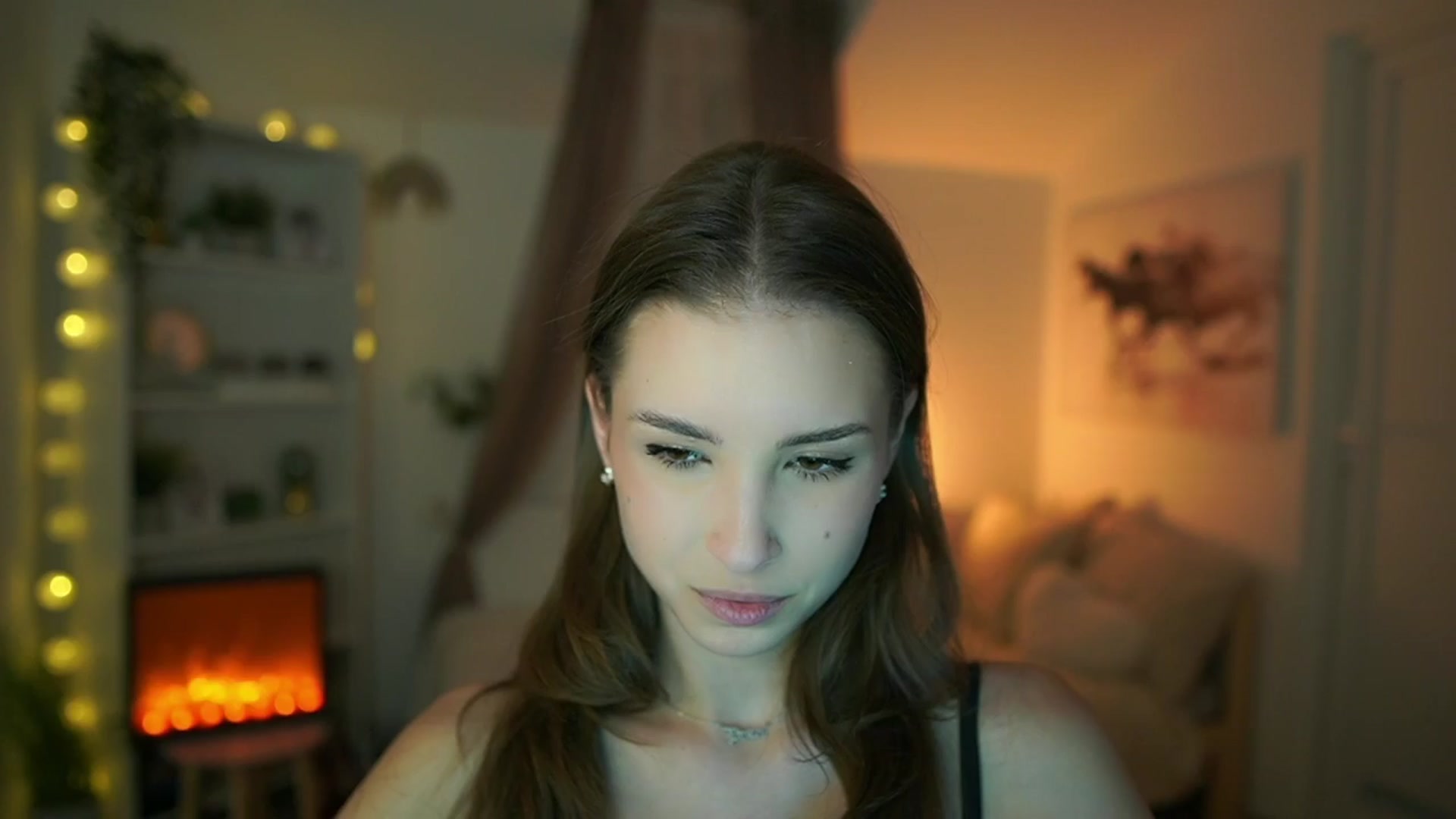 Gallery image thumbnail from Shy_jane's myfreecams stream on, 04/12/2024, 12:43 image 14 of 20