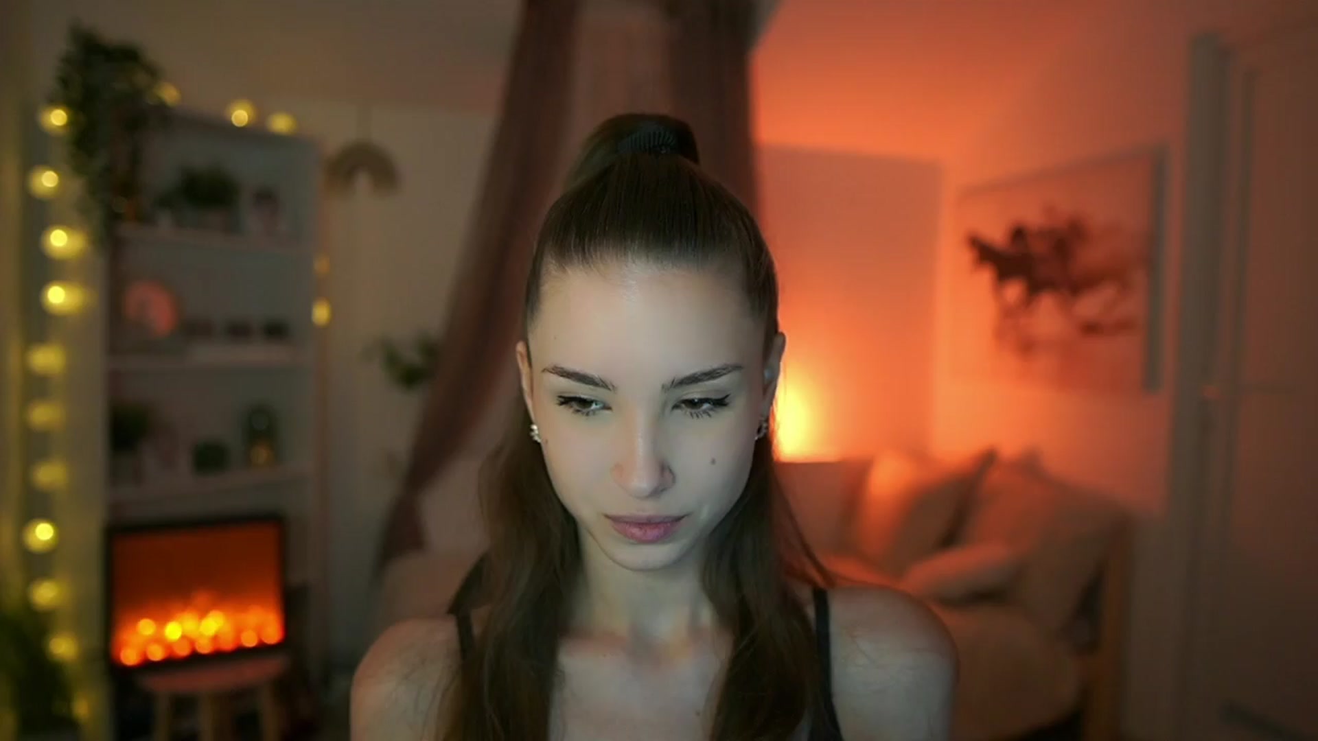 Gallery image thumbnail from Shy_jane's myfreecams stream on, 04/14/2024, 09:08 image 12 of 20