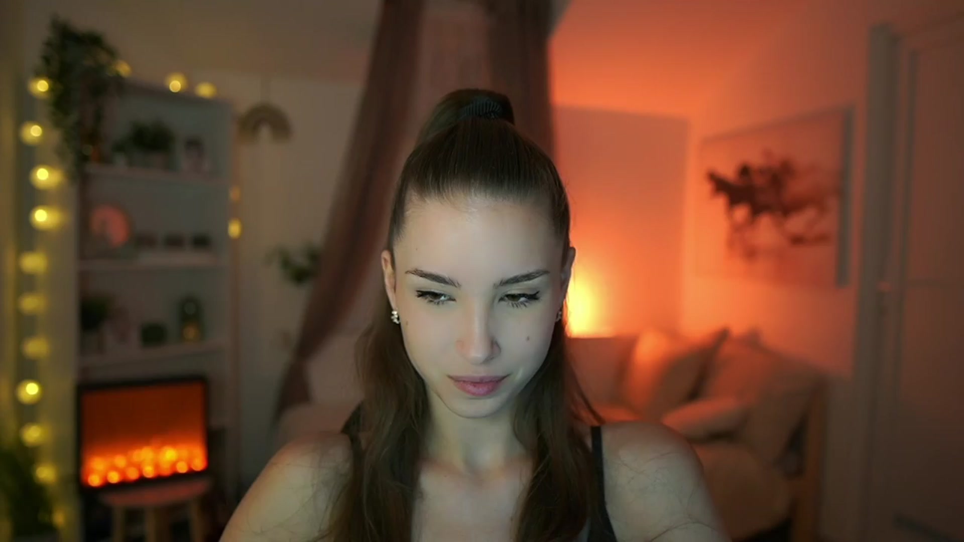 Gallery image thumbnail from Shy_jane's myfreecams stream on, 04/14/2024, 09:08 image 13 of 20