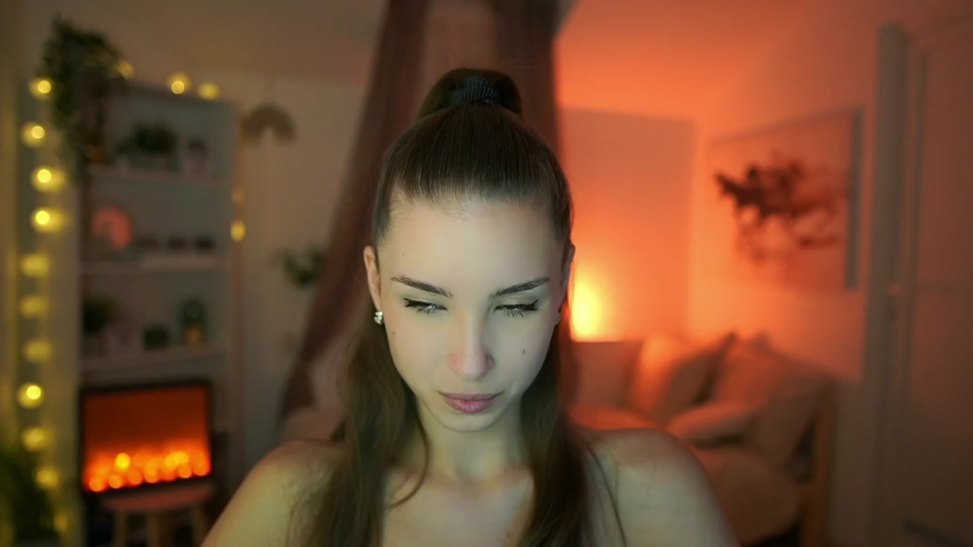 Gallery image thumbnail from Shy_jane's myfreecams stream on, 04/14/2024, 10:04 image 3 of 20