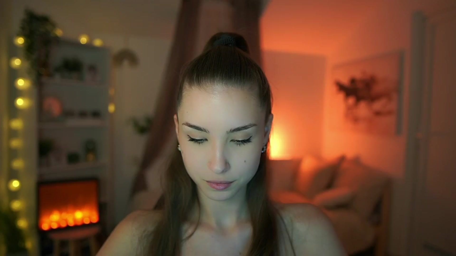 Gallery image thumbnail from Shy_jane's myfreecams stream on, 04/14/2024, 10:04 image 1 of 20