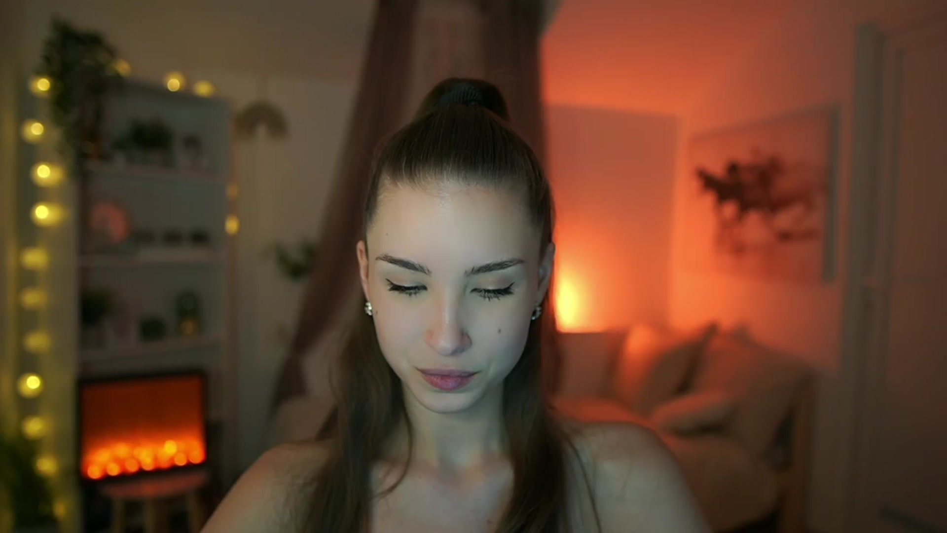 Gallery image thumbnail from Shy_jane's myfreecams stream on, 04/14/2024, 10:04 image 5 of 20