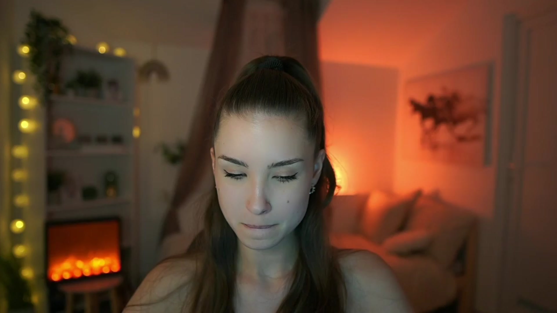 Gallery image thumbnail from Shy_jane's myfreecams stream on, 04/14/2024, 10:04 image 17 of 20