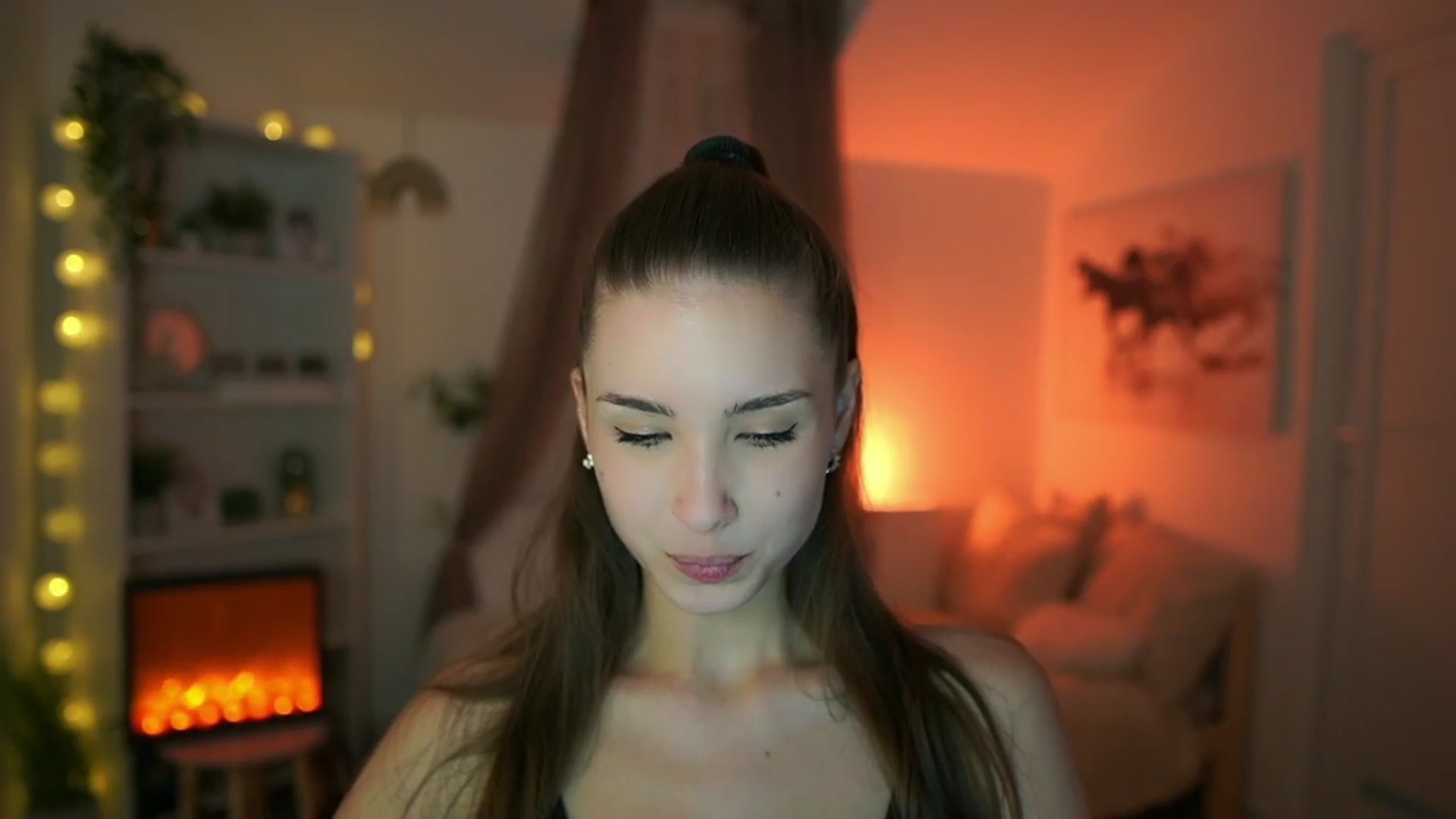 Gallery image thumbnail from Shy_jane's myfreecams stream on, 04/14/2024, 13:59 image 15 of 20