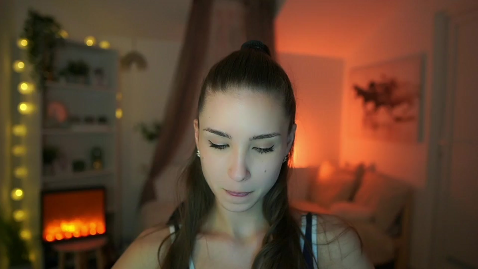 Gallery image thumbnail from Shy_jane's myfreecams stream on, 04/14/2024, 14:42 image 2 of 20