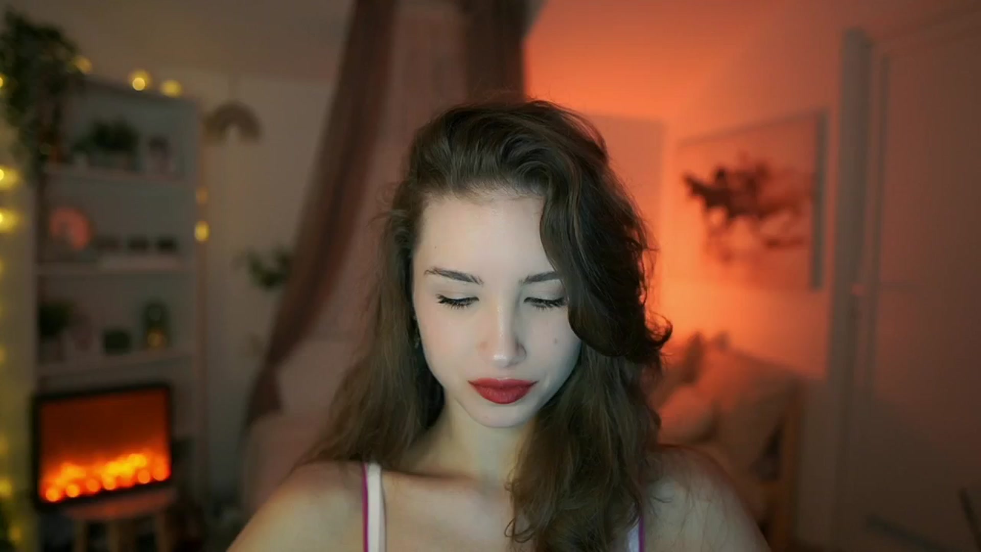 Gallery image thumbnail from Shy_jane's myfreecams stream on, 04/16/2024, 08:52 image 9 of 20