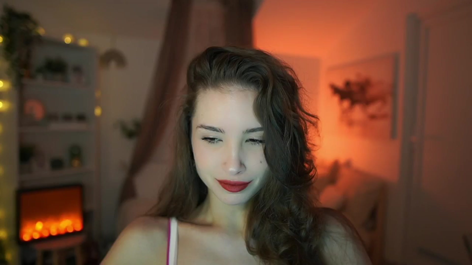 Gallery image thumbnail from Shy_jane's myfreecams stream on, 04/16/2024, 08:52 image 2 of 20
