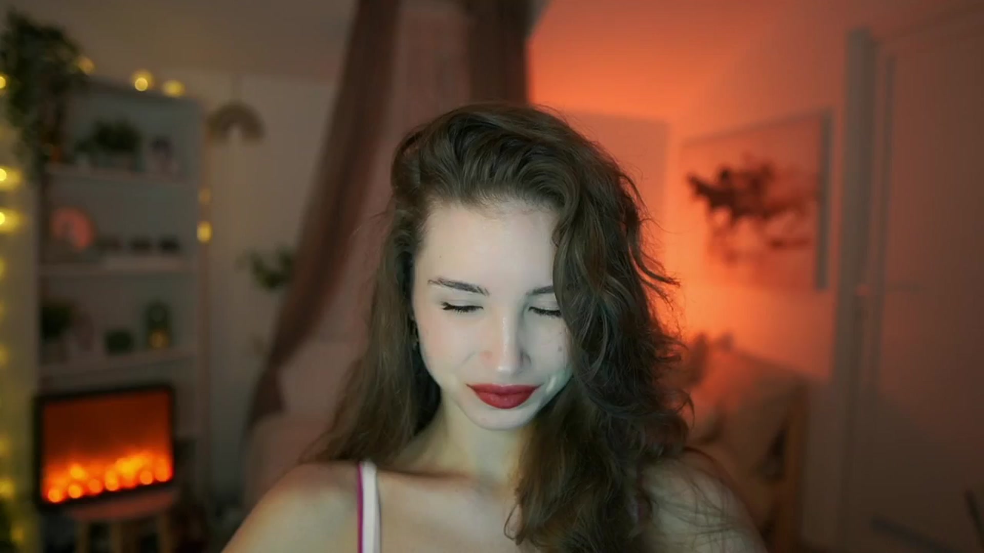 Gallery image thumbnail from Shy_jane's myfreecams stream on, 04/16/2024, 08:52 image 4 of 20
