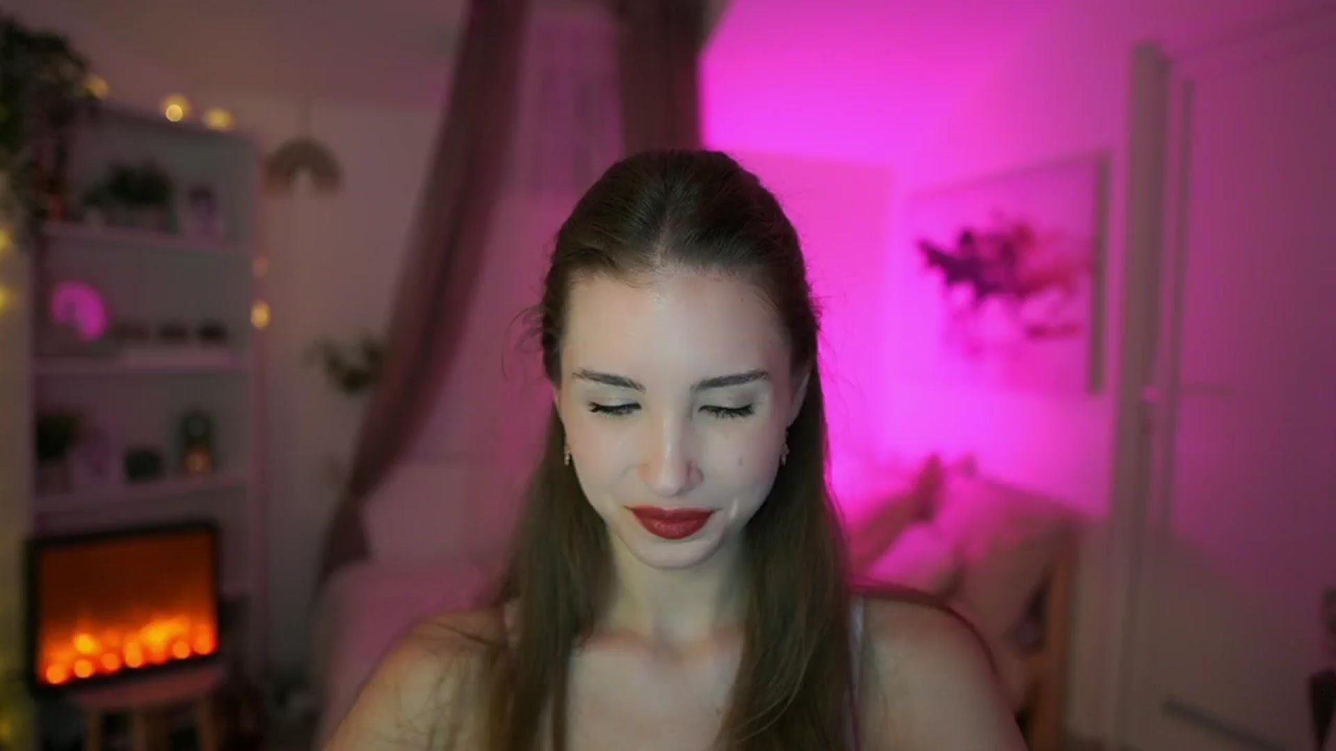 Gallery image thumbnail from Shy_jane's myfreecams stream on, 04/16/2024, 15:39 image 10 of 20
