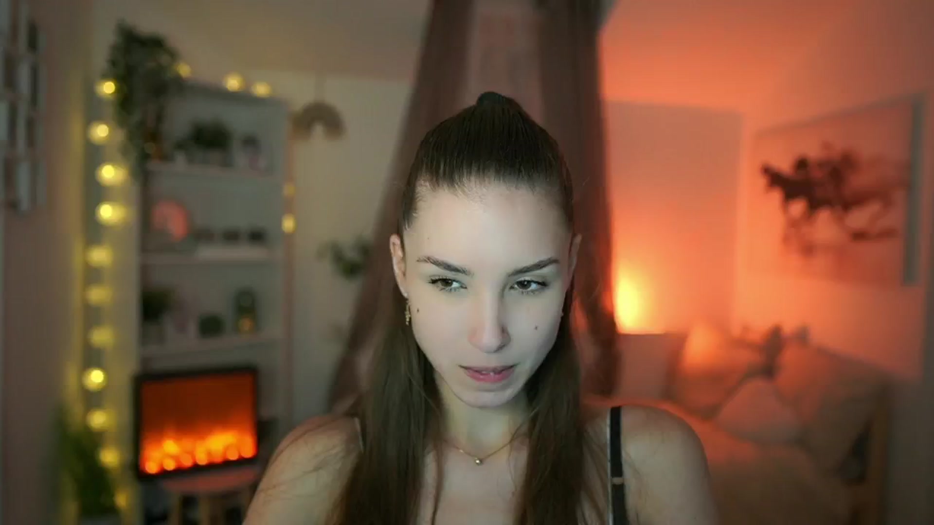 Gallery image thumbnail from Shy_jane's myfreecams stream on, 04/18/2024, 13:07 image 6 of 20