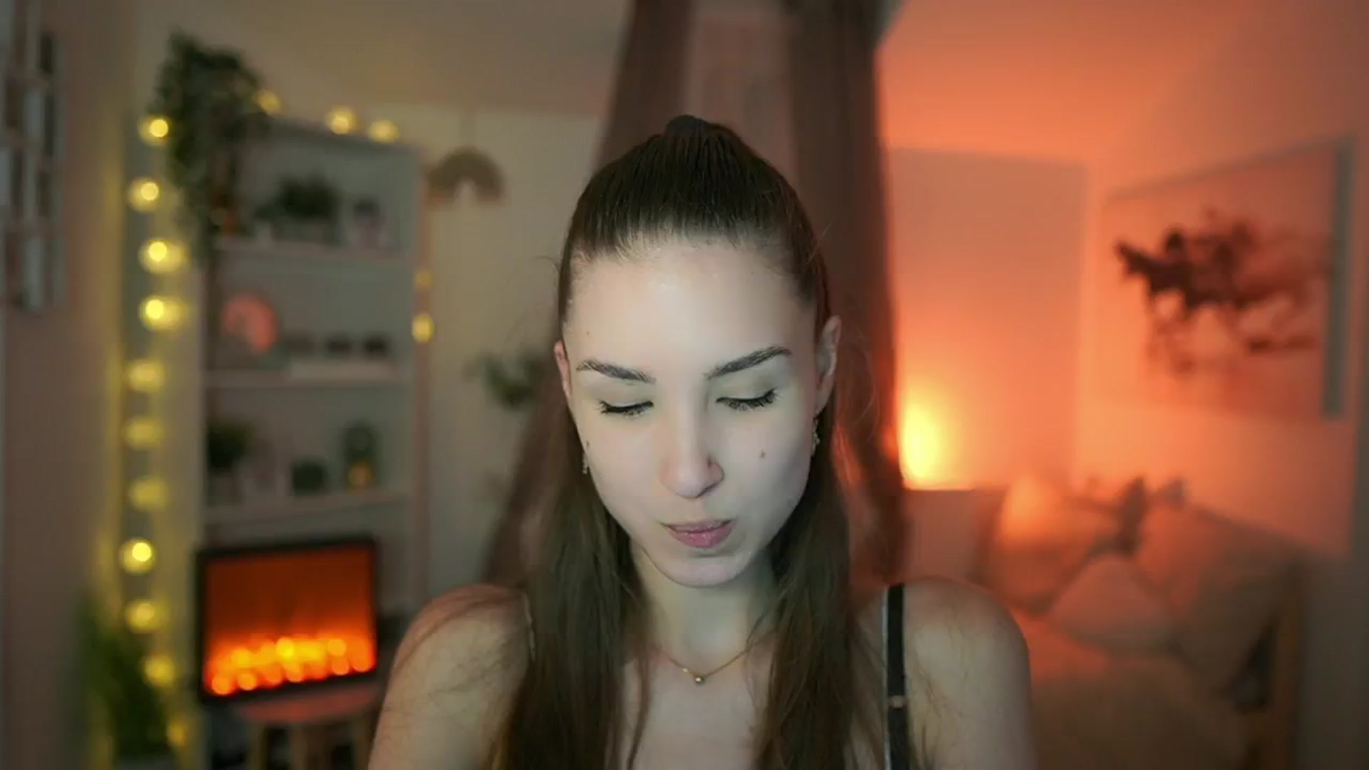 Gallery image thumbnail from Shy_jane's myfreecams stream on, 04/18/2024, 13:07 image 5 of 20