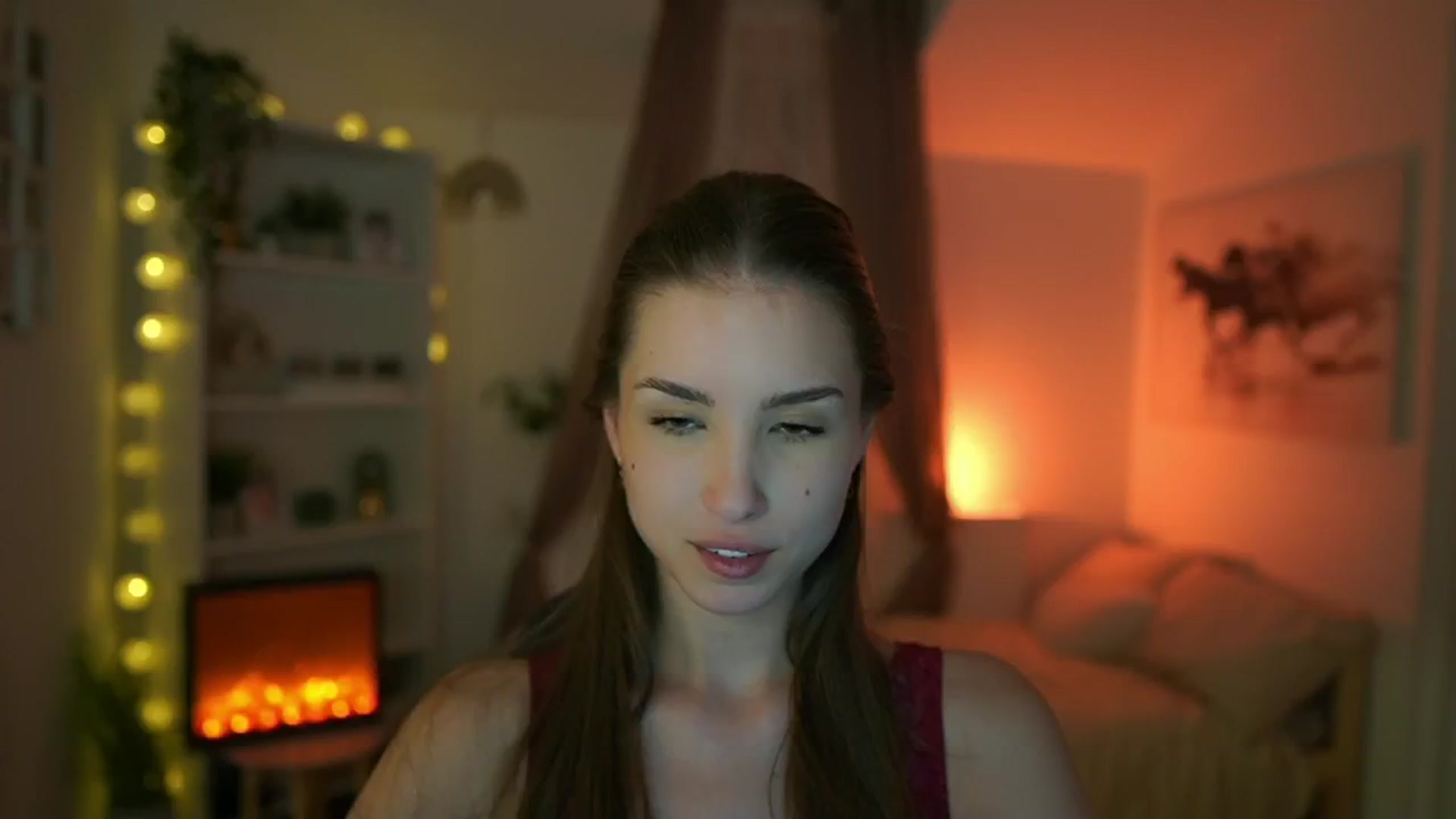 Gallery image thumbnail from Shy_jane's myfreecams stream on, 04/21/2024, 14:37 image 13 of 20