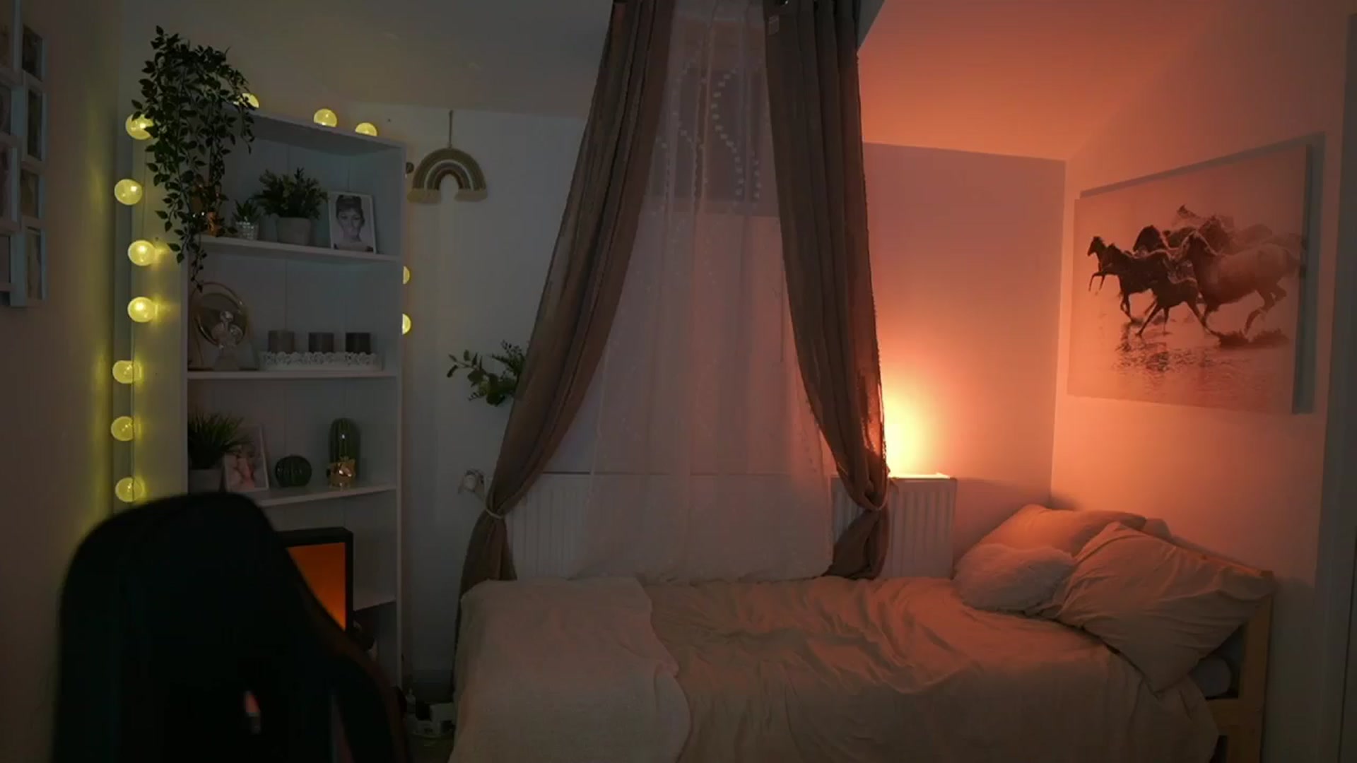 Gallery image thumbnail from Shy_jane's myfreecams stream on, 04/21/2024, 16:26 image 7 of 20