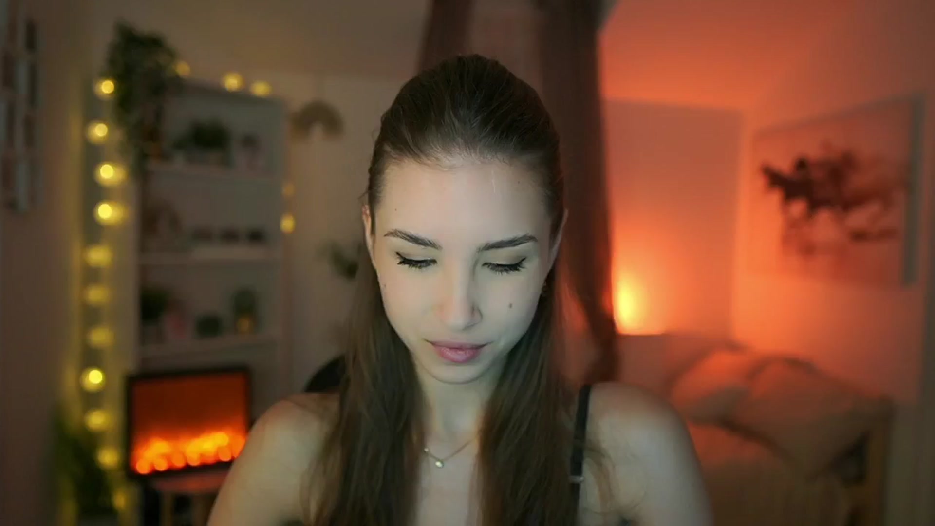 Gallery image thumbnail from Shy_jane's myfreecams stream on, 04/23/2024, 09:15 image 2 of 20