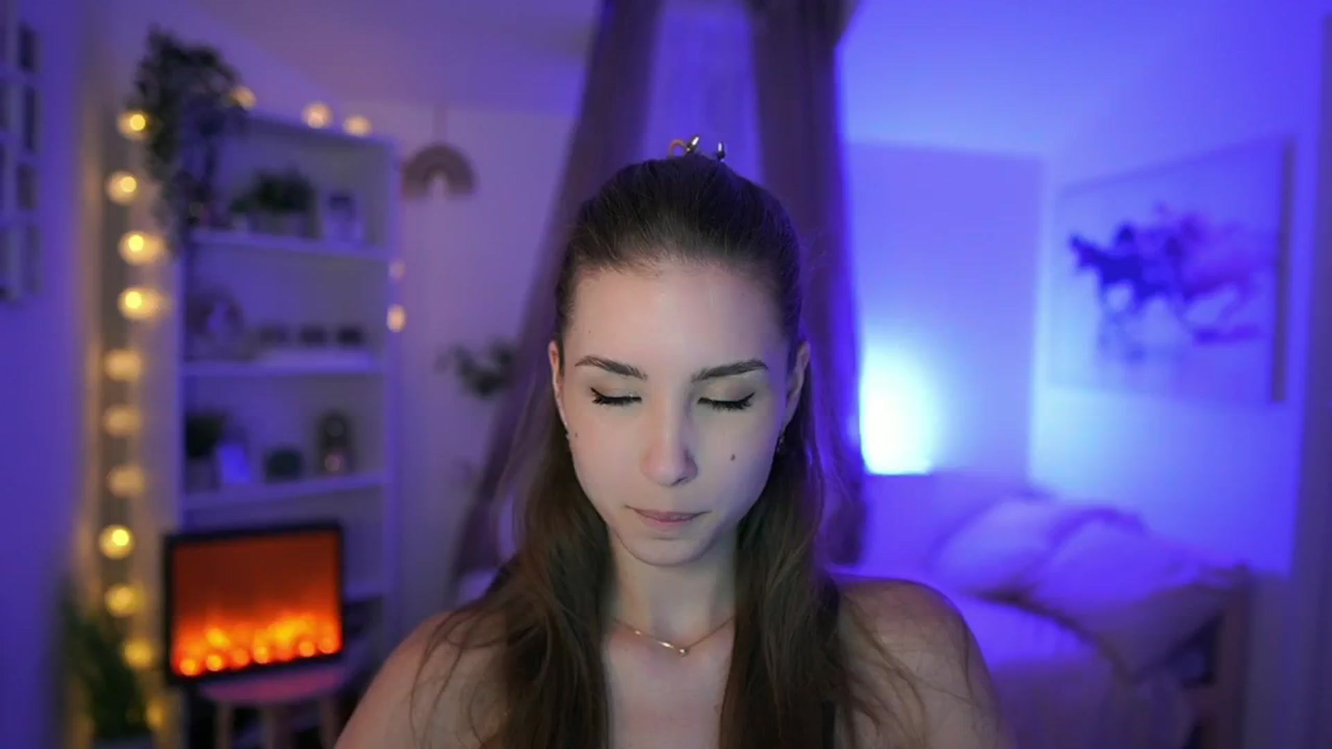 Gallery image thumbnail from Shy_jane's myfreecams stream on, 04/23/2024, 17:41 image 16 of 20