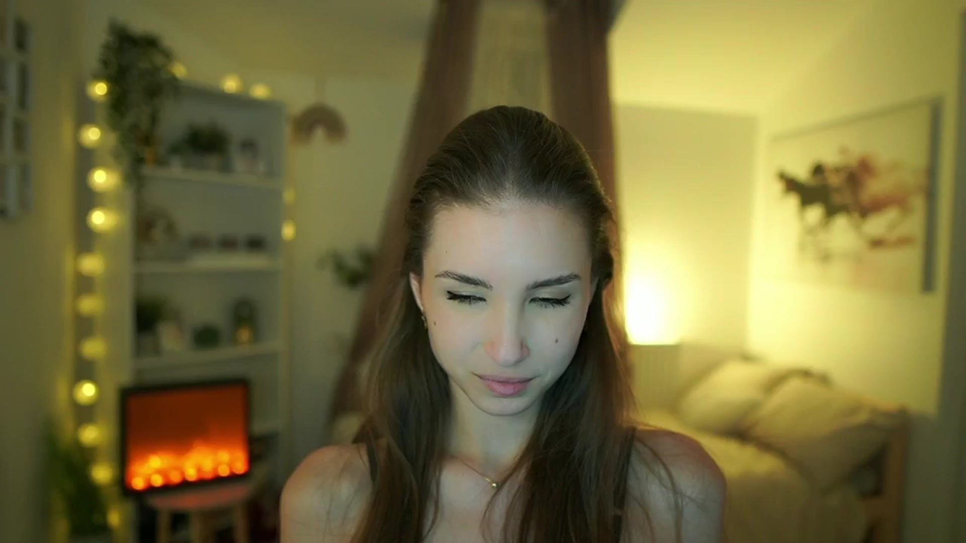 Gallery image thumbnail from Shy_jane's myfreecams stream on, 04/23/2024, 17:41 image 6 of 20