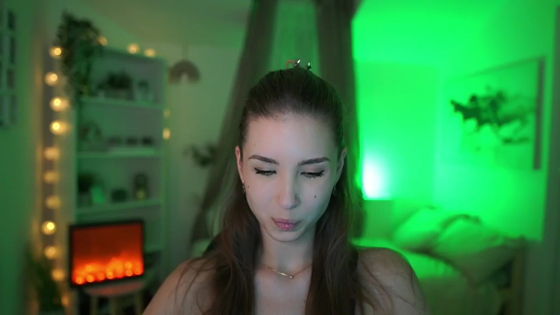 Gallery image thumbnail from Shy_jane's myfreecams stream on, 04/23/2024, 17:41 image 19 of 20