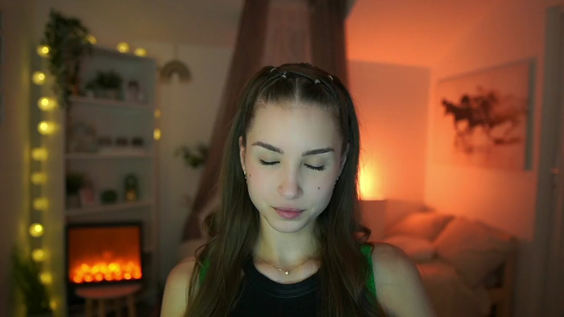 Gallery image thumbnail from Shy_jane's myfreecams stream on, 04/25/2024, 13:39 image 1 of 20