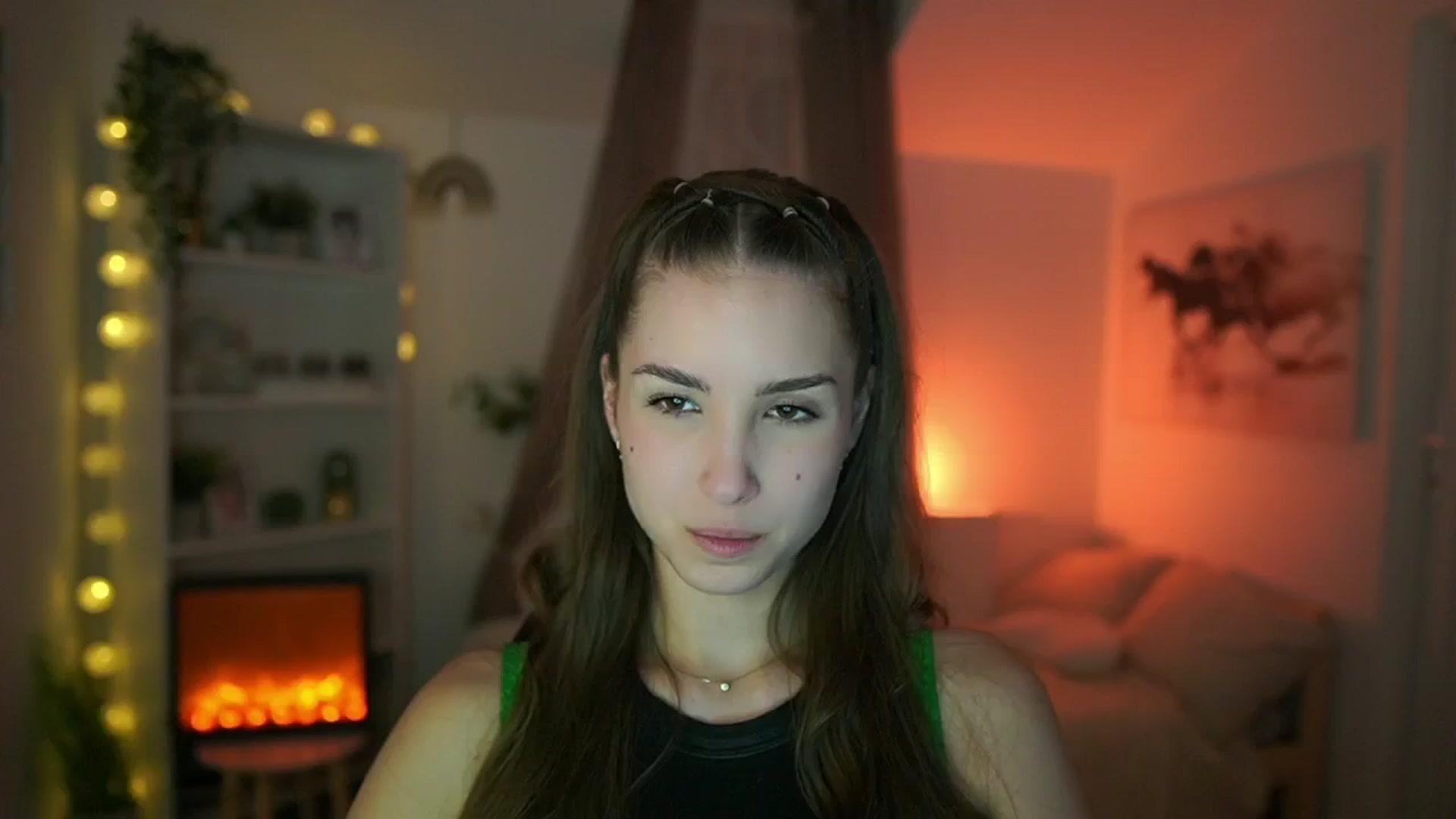 Gallery image thumbnail from Shy_jane's myfreecams stream on, 04/25/2024, 13:39 image 5 of 20