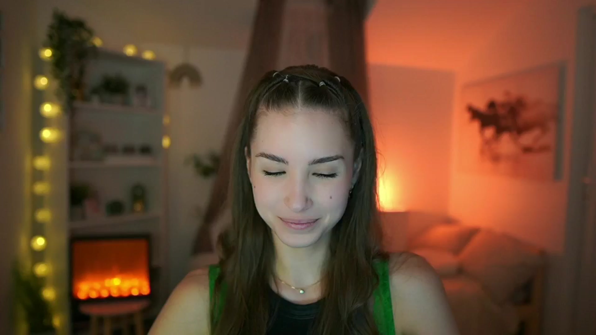 Gallery image thumbnail from Shy_jane's myfreecams stream on, 04/25/2024, 13:39 image 3 of 20