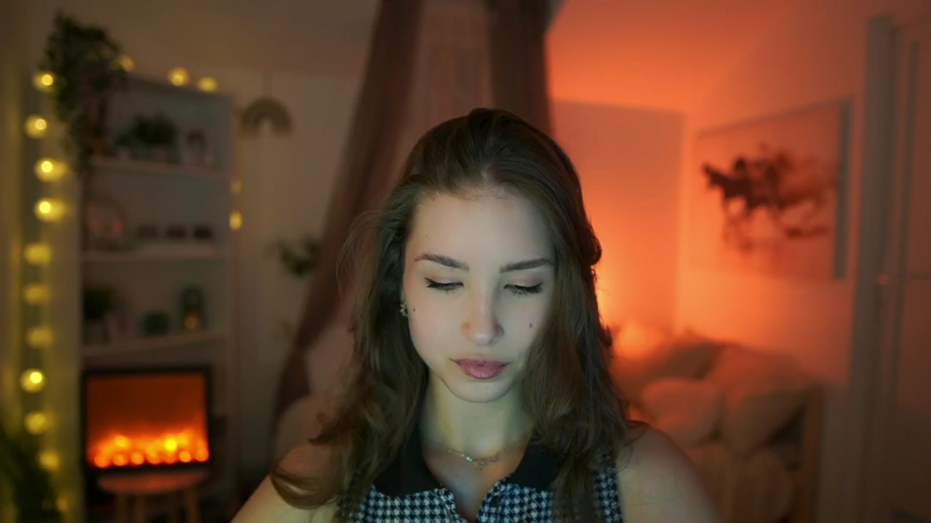 Gallery image thumbnail from Shy_jane's myfreecams stream on, 04/29/2024, 14:15 image 4 of 20