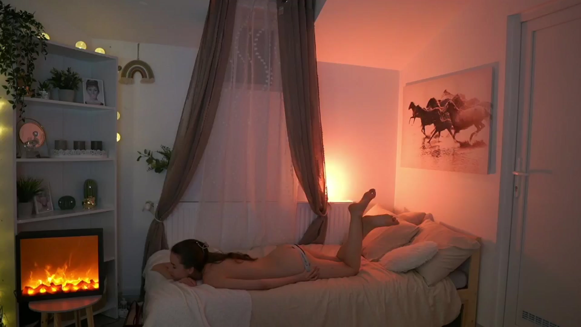 Gallery image thumbnail from Shy_jane's myfreecams stream on, 05/02/2024, 15:19 image 6 of 20