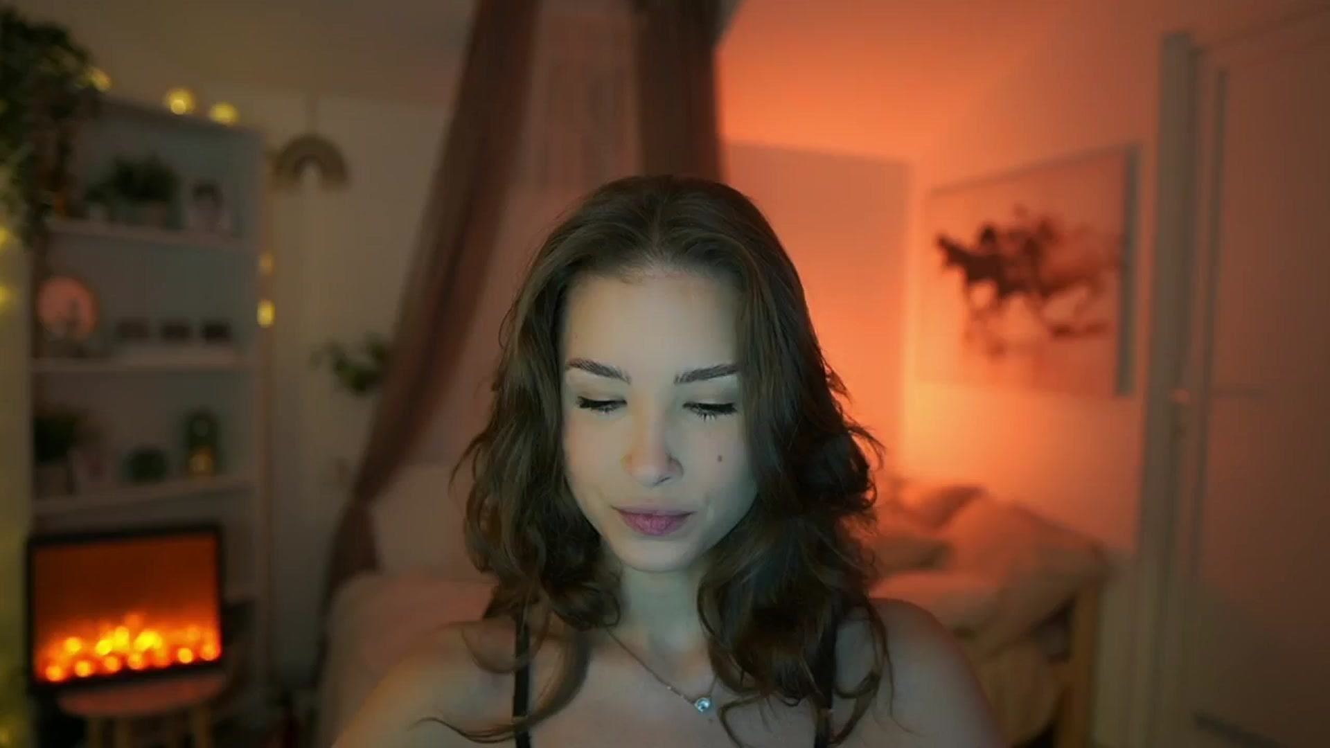 Gallery image thumbnail from Shy_jane's myfreecams stream on, 05/07/2024, 09:02 image 1 of 20