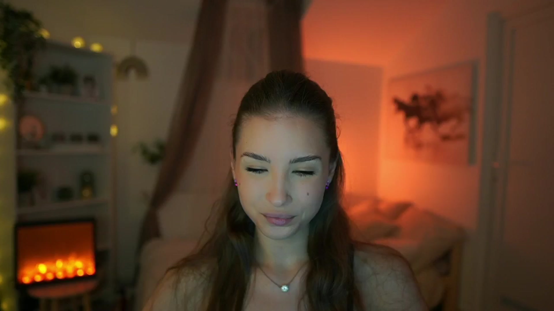 Gallery image thumbnail from Shy_jane's myfreecams stream on, 05/07/2024, 10:18 image 16 of 20