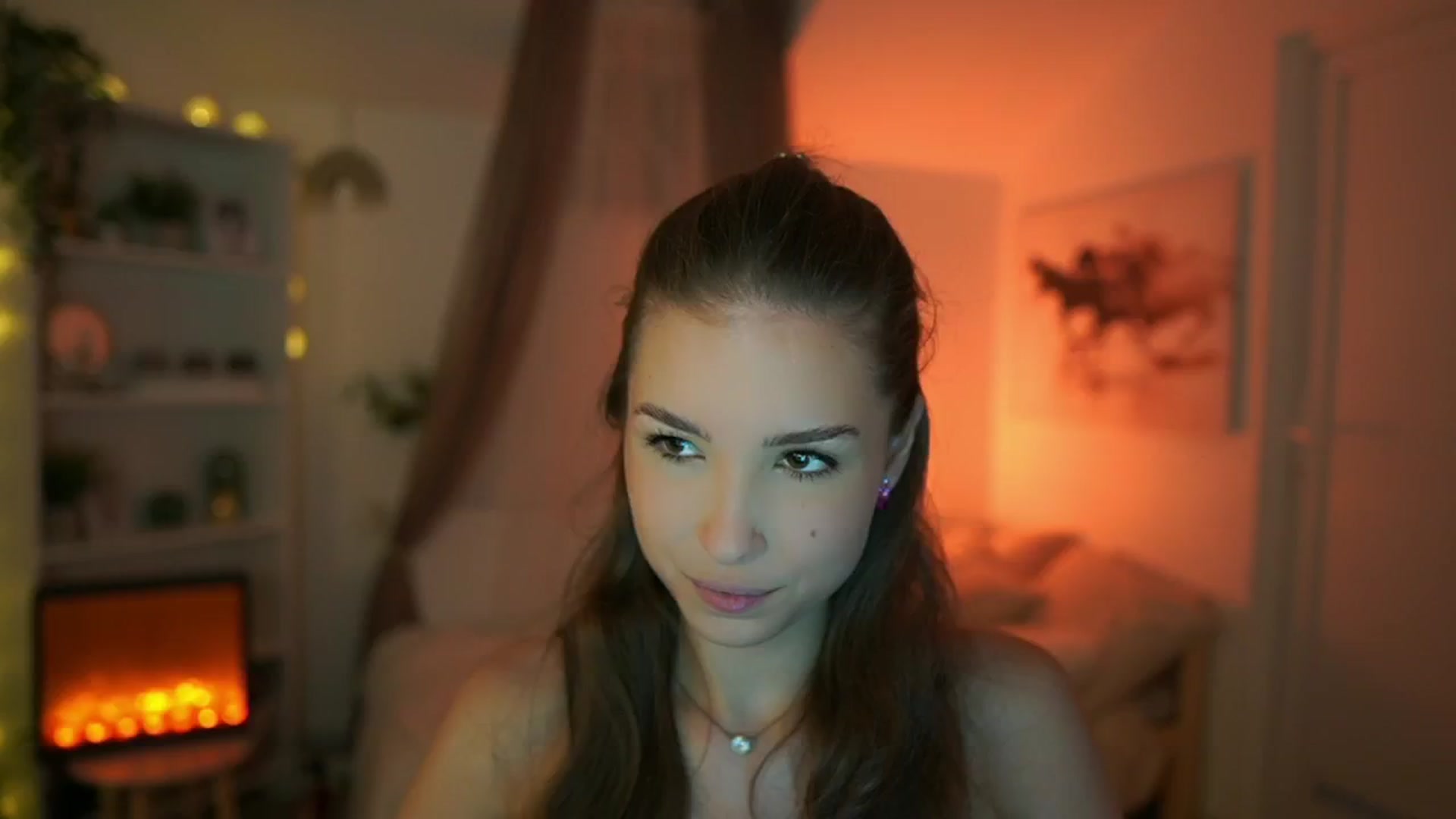 Gallery image thumbnail from Shy_jane's myfreecams stream on, 05/07/2024, 10:18 image 8 of 20