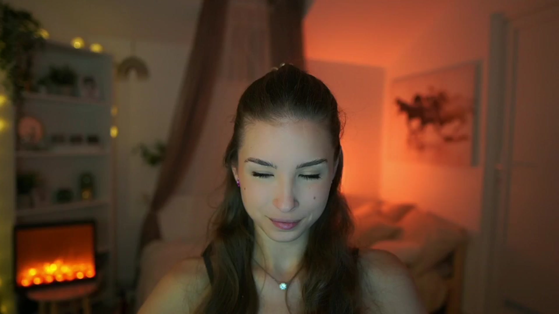 Gallery image thumbnail from Shy_jane's myfreecams stream on, 05/07/2024, 10:18 image 2 of 20