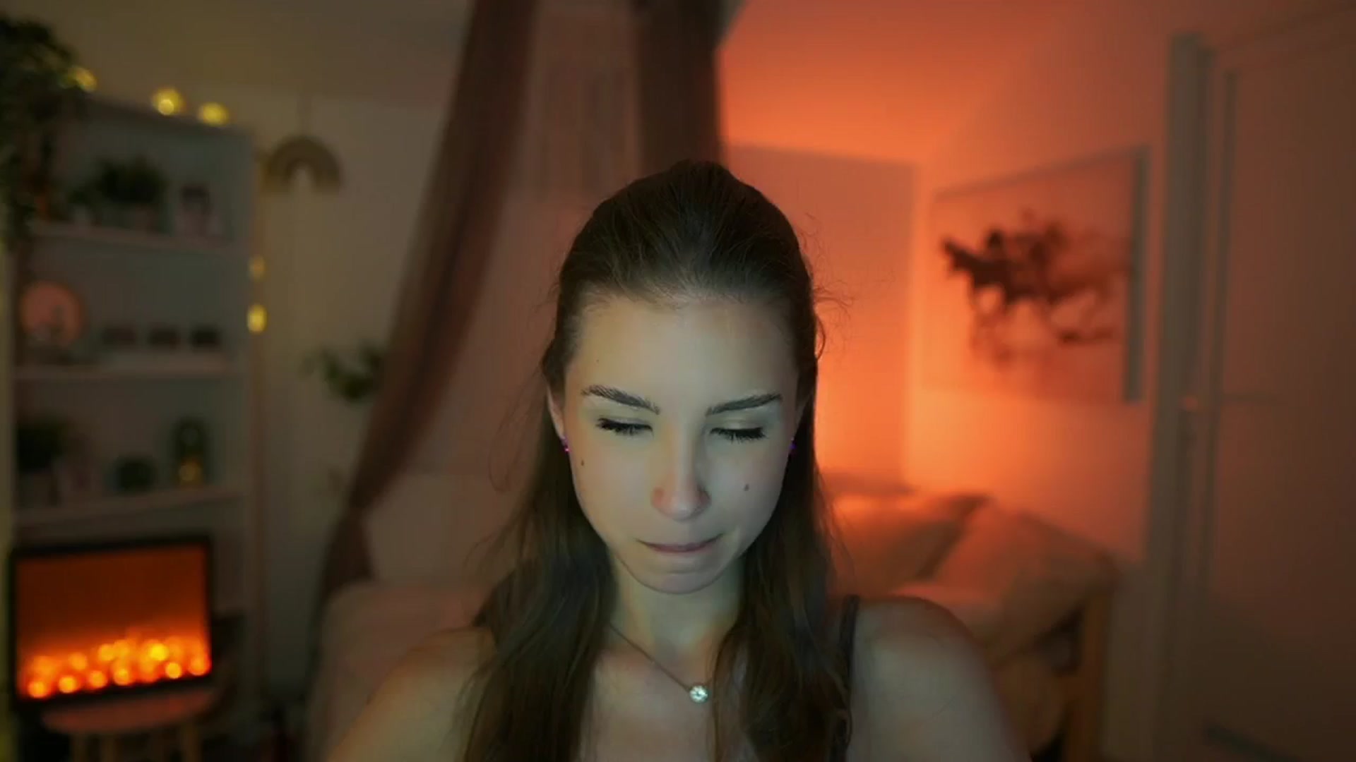 Gallery image thumbnail from Shy_jane's myfreecams stream on, 05/07/2024, 15:07 image 5 of 20