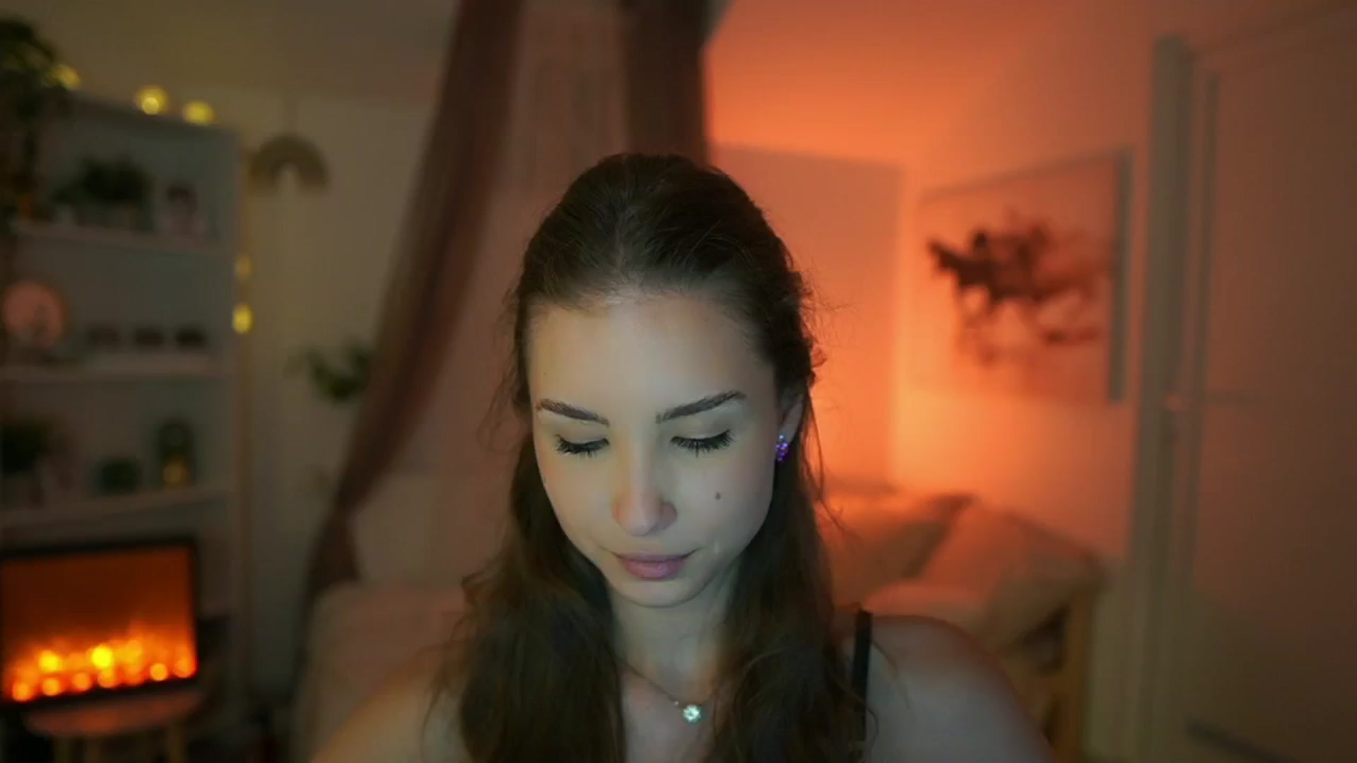 Gallery image thumbnail from Shy_jane's myfreecams stream on, 05/07/2024, 16:24 image 14 of 20
