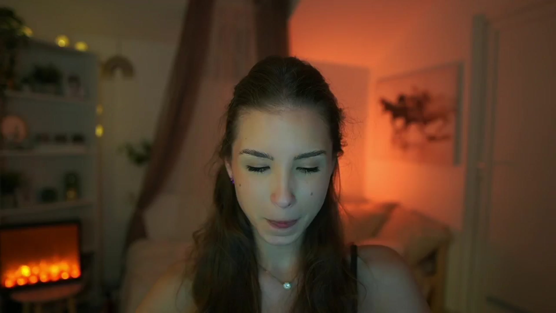 Gallery image thumbnail from Shy_jane's myfreecams stream on, 05/07/2024, 16:24 image 7 of 20