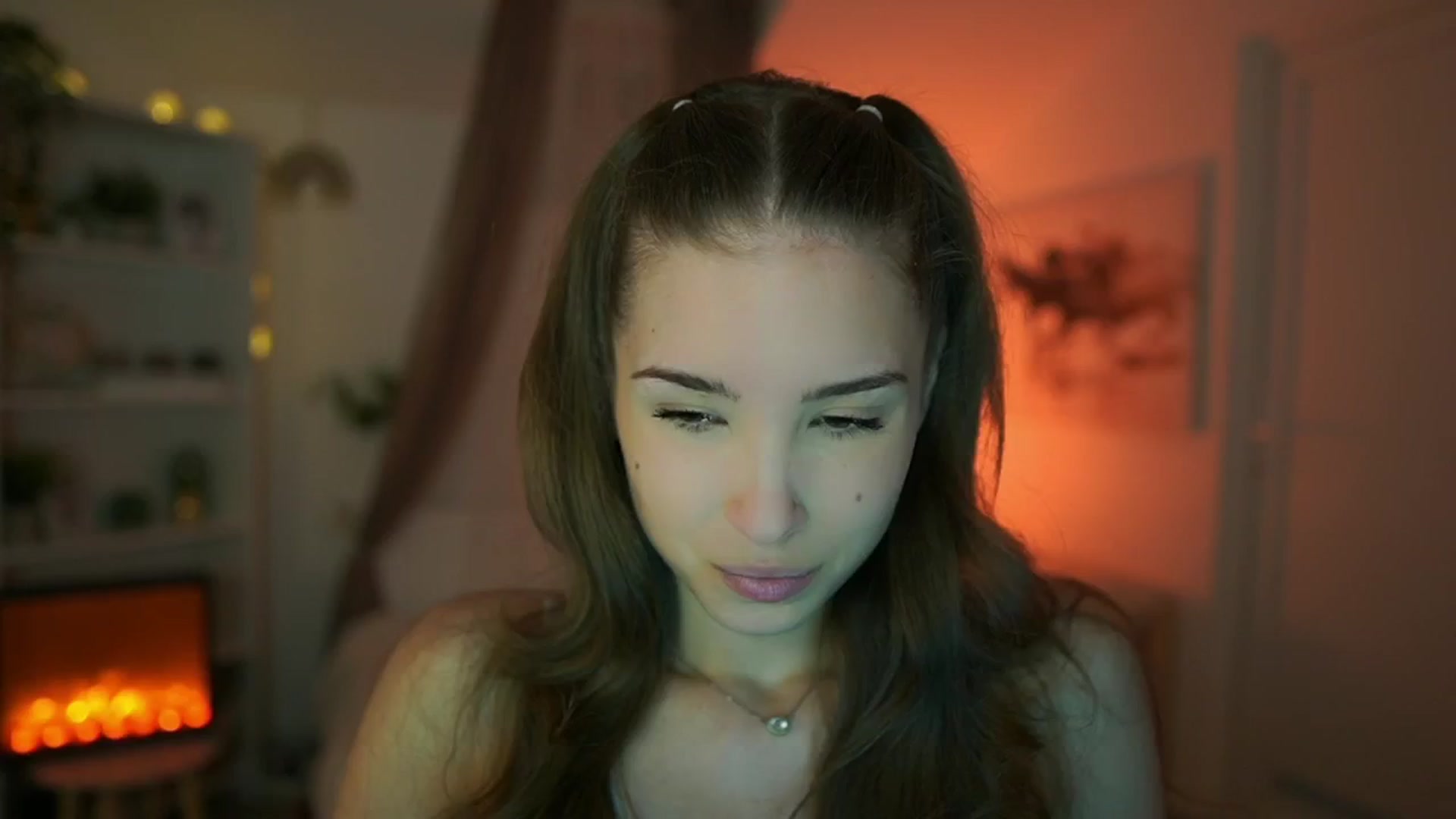 Gallery image thumbnail from Shy_jane's myfreecams stream on, 05/09/2024, 10:37 image 9 of 20