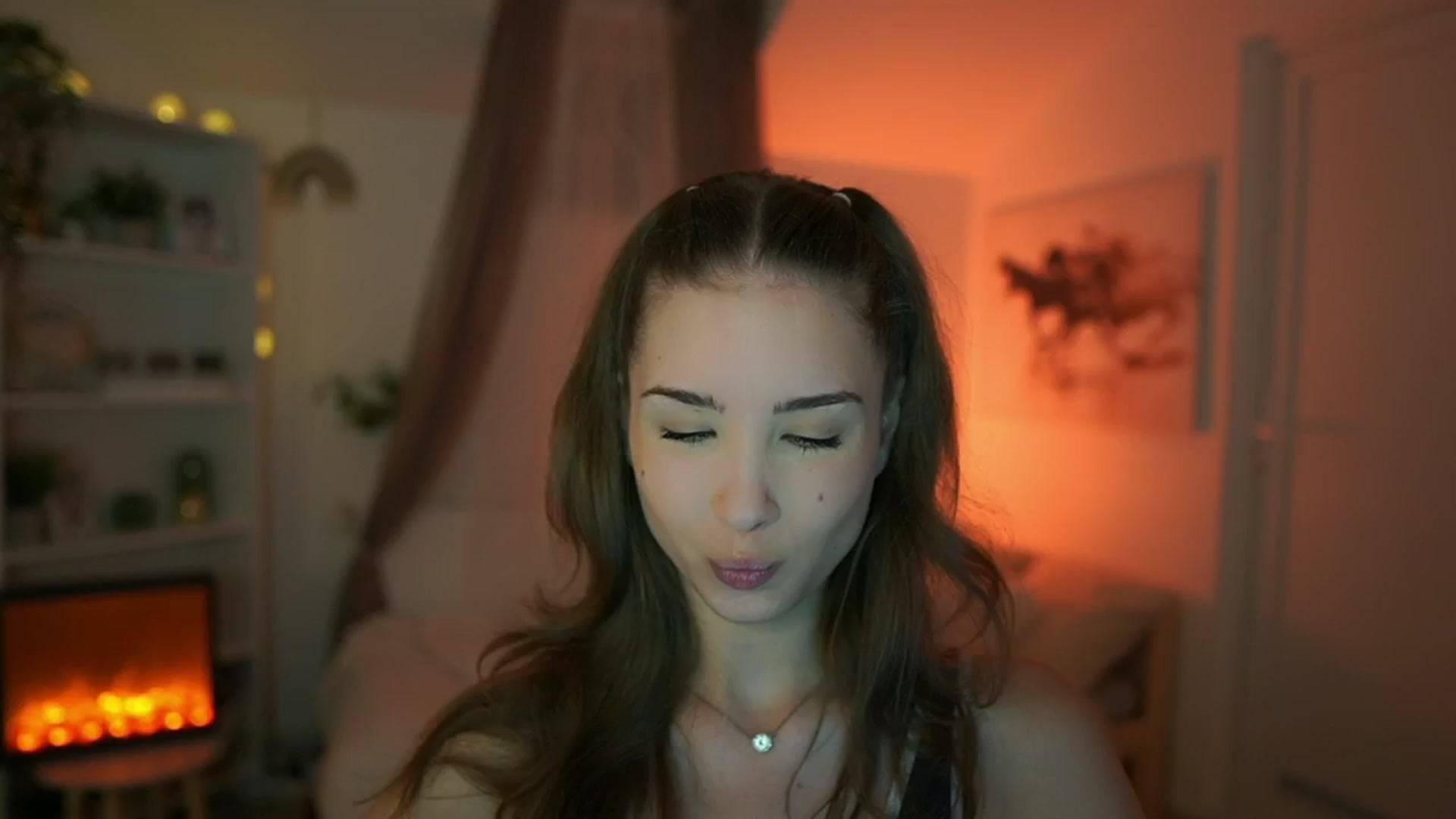 Gallery image thumbnail from Shy_jane's myfreecams stream on, 05/09/2024, 10:37 image 3 of 20