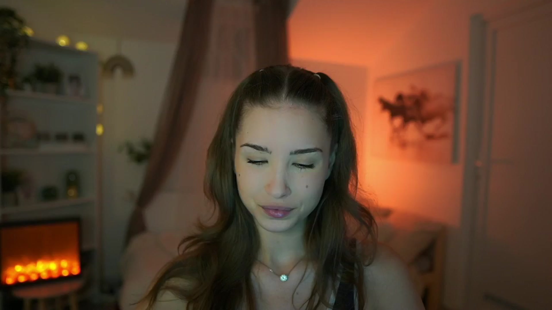 Gallery image thumbnail from Shy_jane's myfreecams stream on, 05/09/2024, 10:37 image 2 of 20