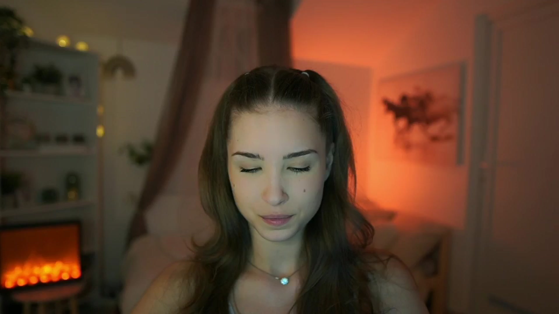 Gallery image thumbnail from Shy_jane's myfreecams stream on, 05/09/2024, 10:37 image 15 of 20
