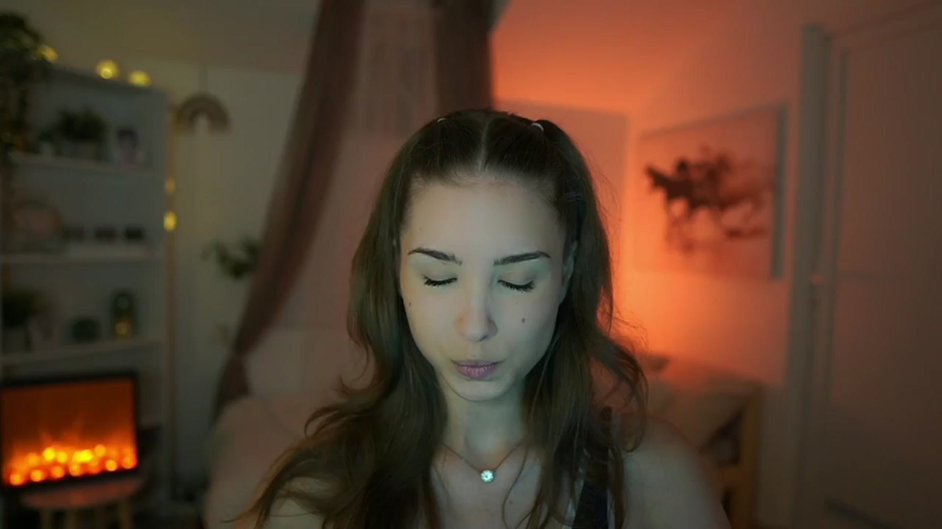 Gallery image thumbnail from Shy_jane's myfreecams stream on, 05/09/2024, 10:37 image 1 of 20