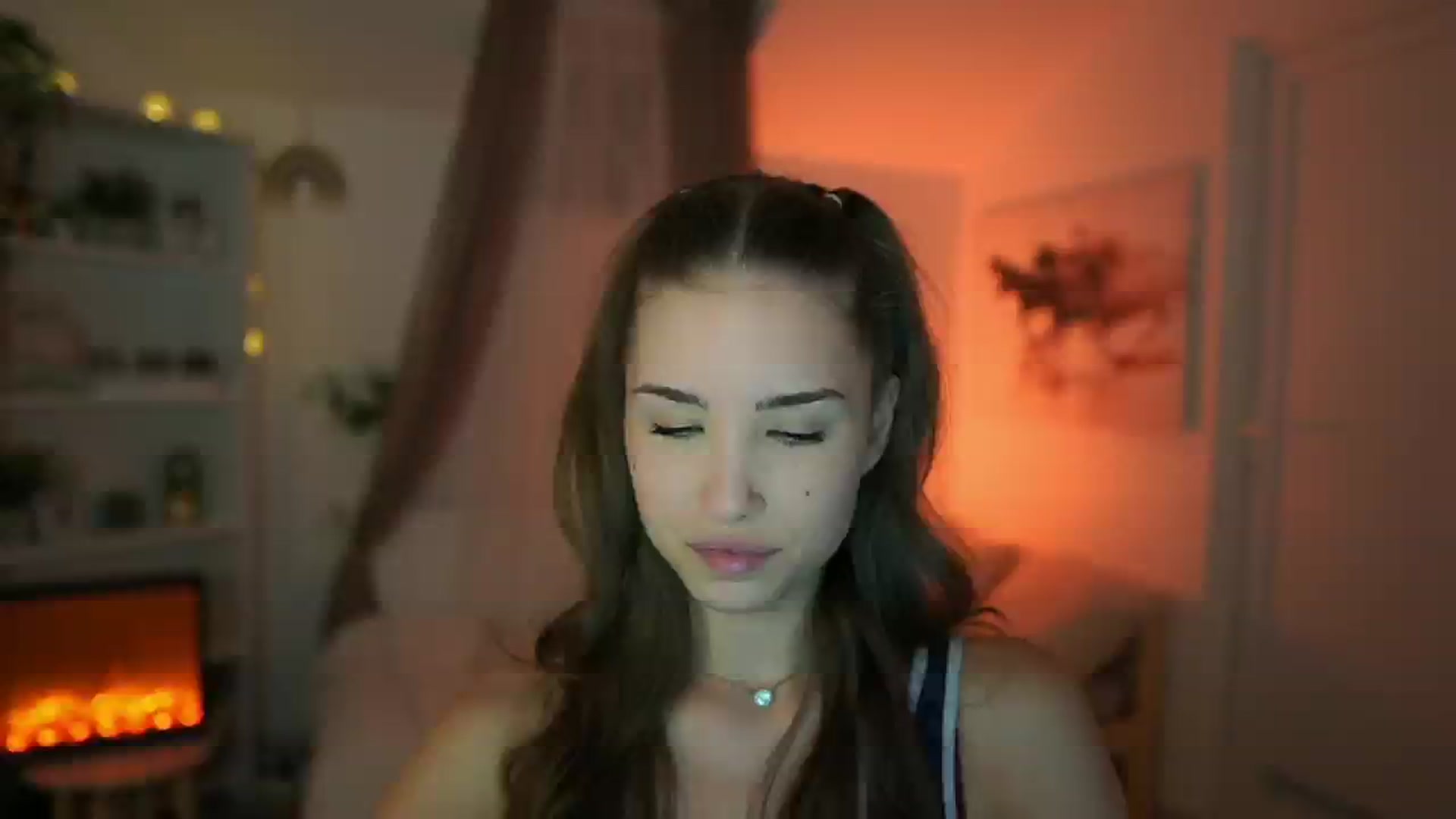 Gallery image thumbnail from Shy_jane's myfreecams stream on, 05/09/2024, 13:08 image 2 of 20
