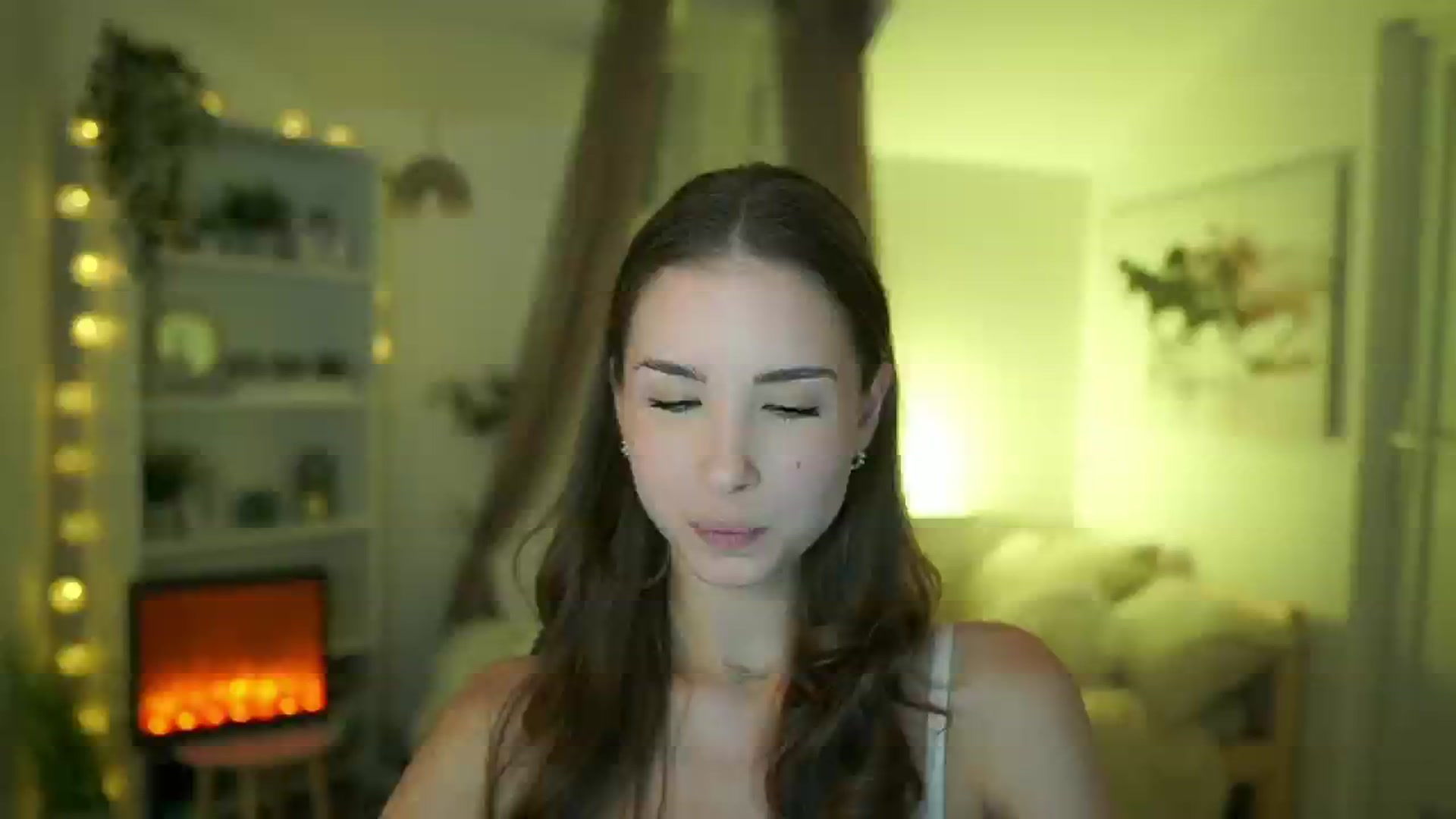 Gallery image thumbnail from Shy_jane's myfreecams stream on, 05/14/2024, 12:07 image 9 of 20