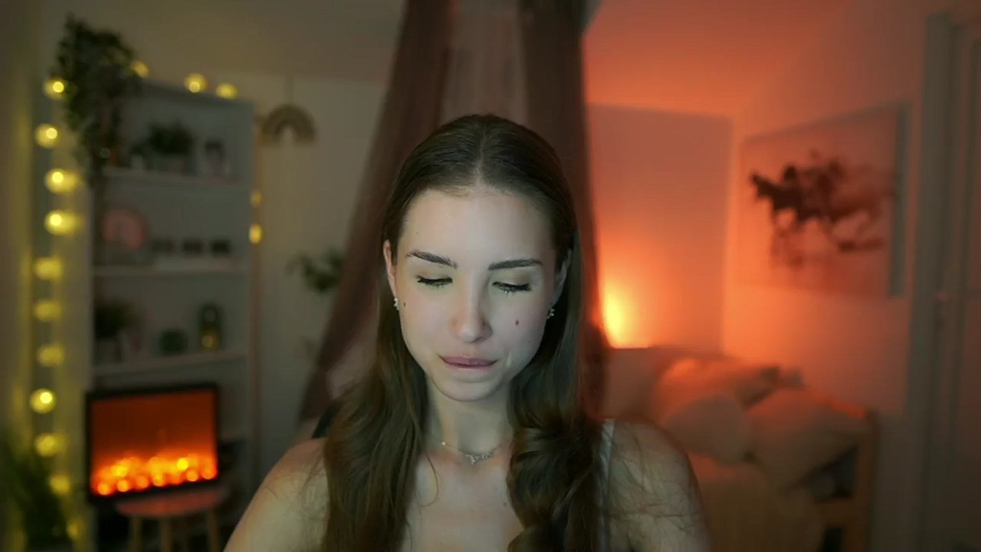 Gallery image thumbnail from Shy_jane's myfreecams stream on, 05/14/2024, 16:05 image 15 of 20