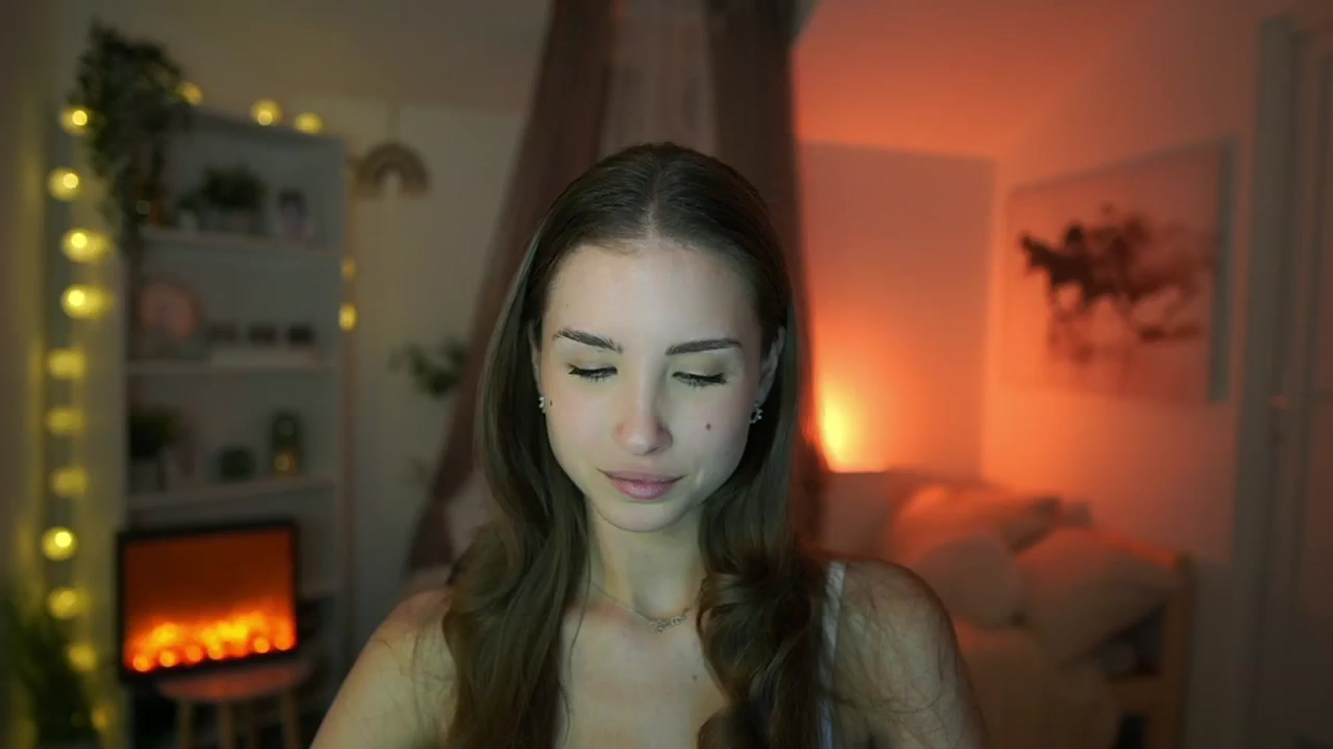 Gallery image thumbnail from Shy_jane's myfreecams stream on, 05/14/2024, 16:05 image 3 of 20