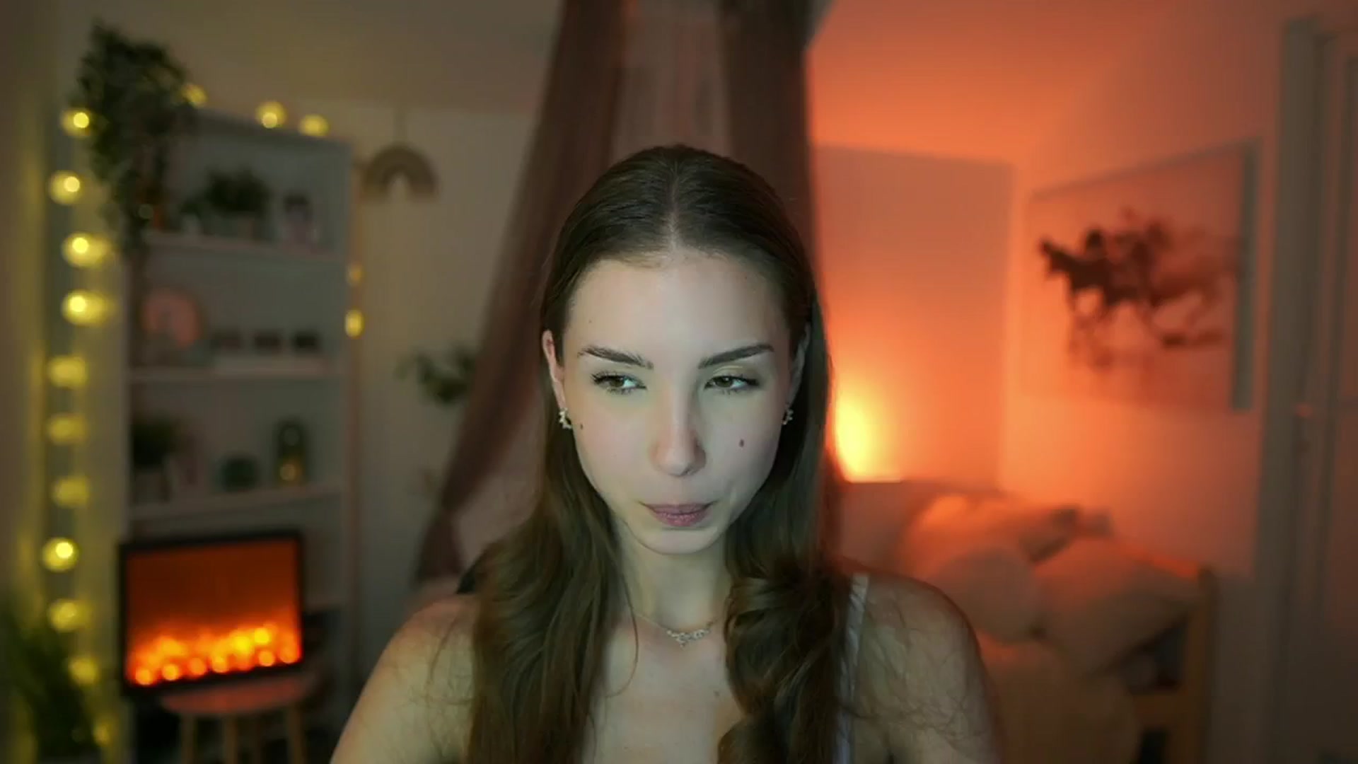 Gallery image thumbnail from Shy_jane's myfreecams stream on, 05/14/2024, 16:05 image 4 of 20