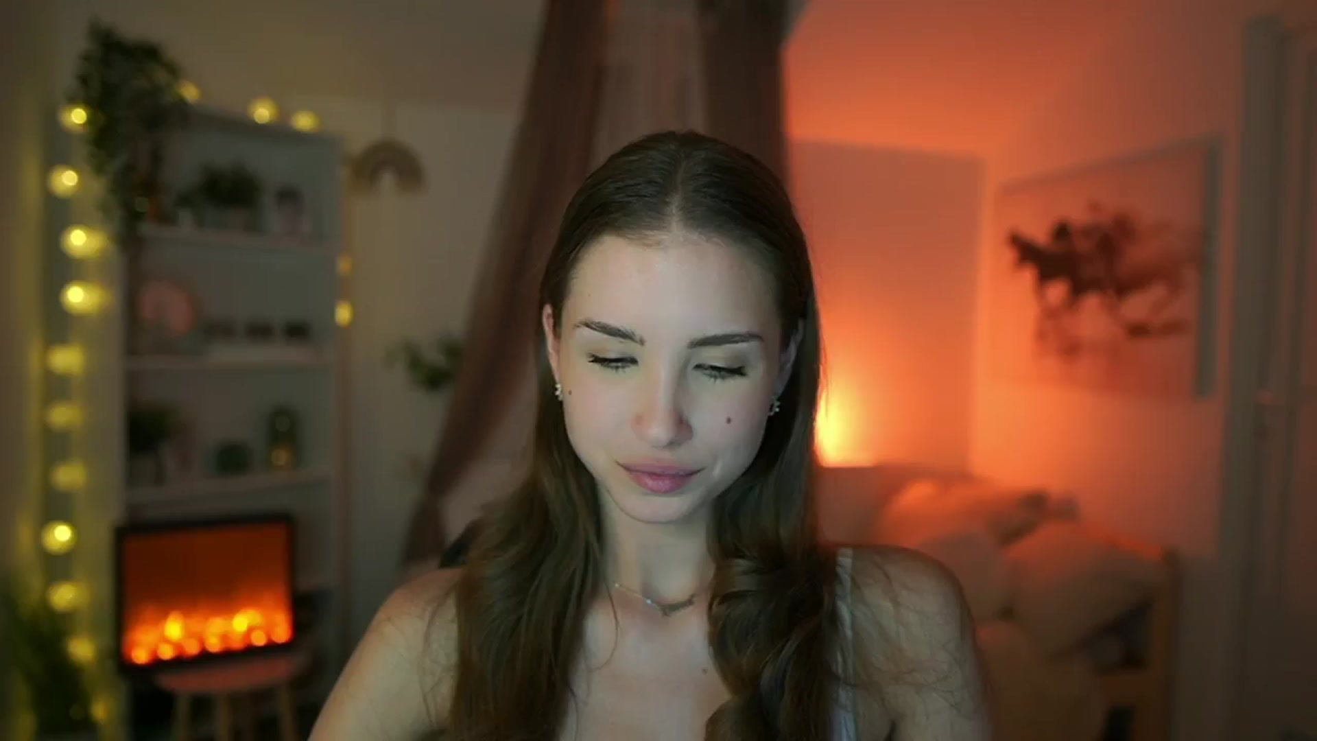 Gallery image thumbnail from Shy_jane's myfreecams stream on, 05/14/2024, 16:05 image 7 of 20