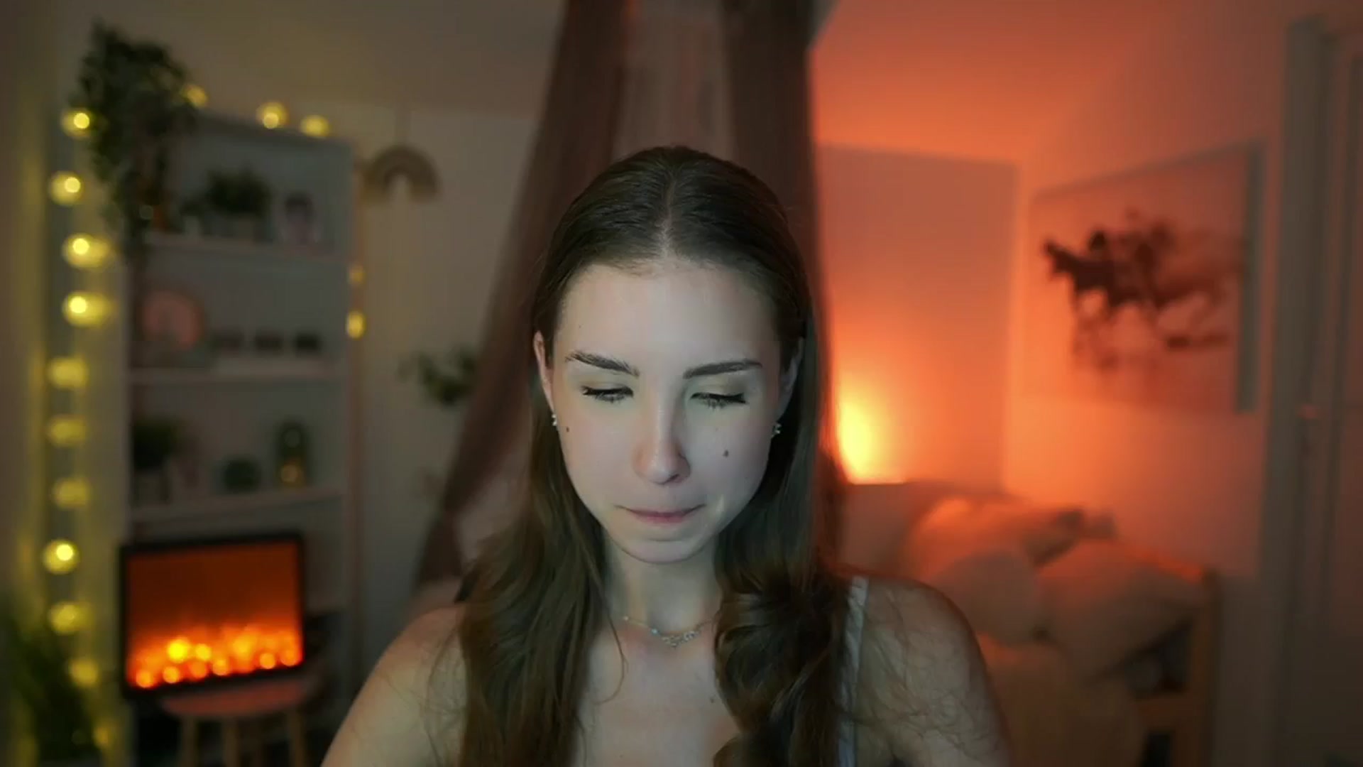 Gallery image thumbnail from Shy_jane's myfreecams stream on, 05/14/2024, 16:05 image 6 of 20